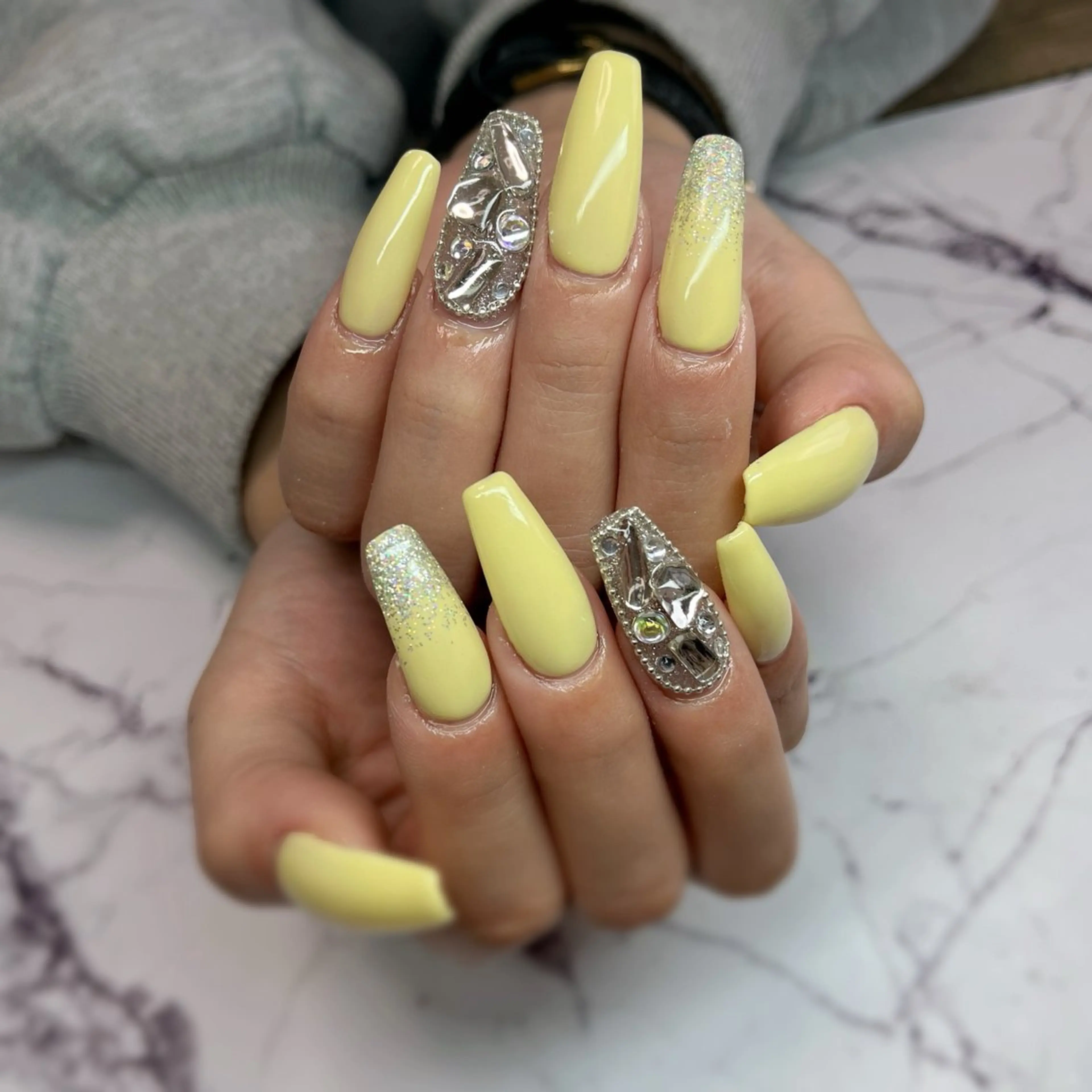 ネイル 長さ出し Yun nailのネイルデザイン