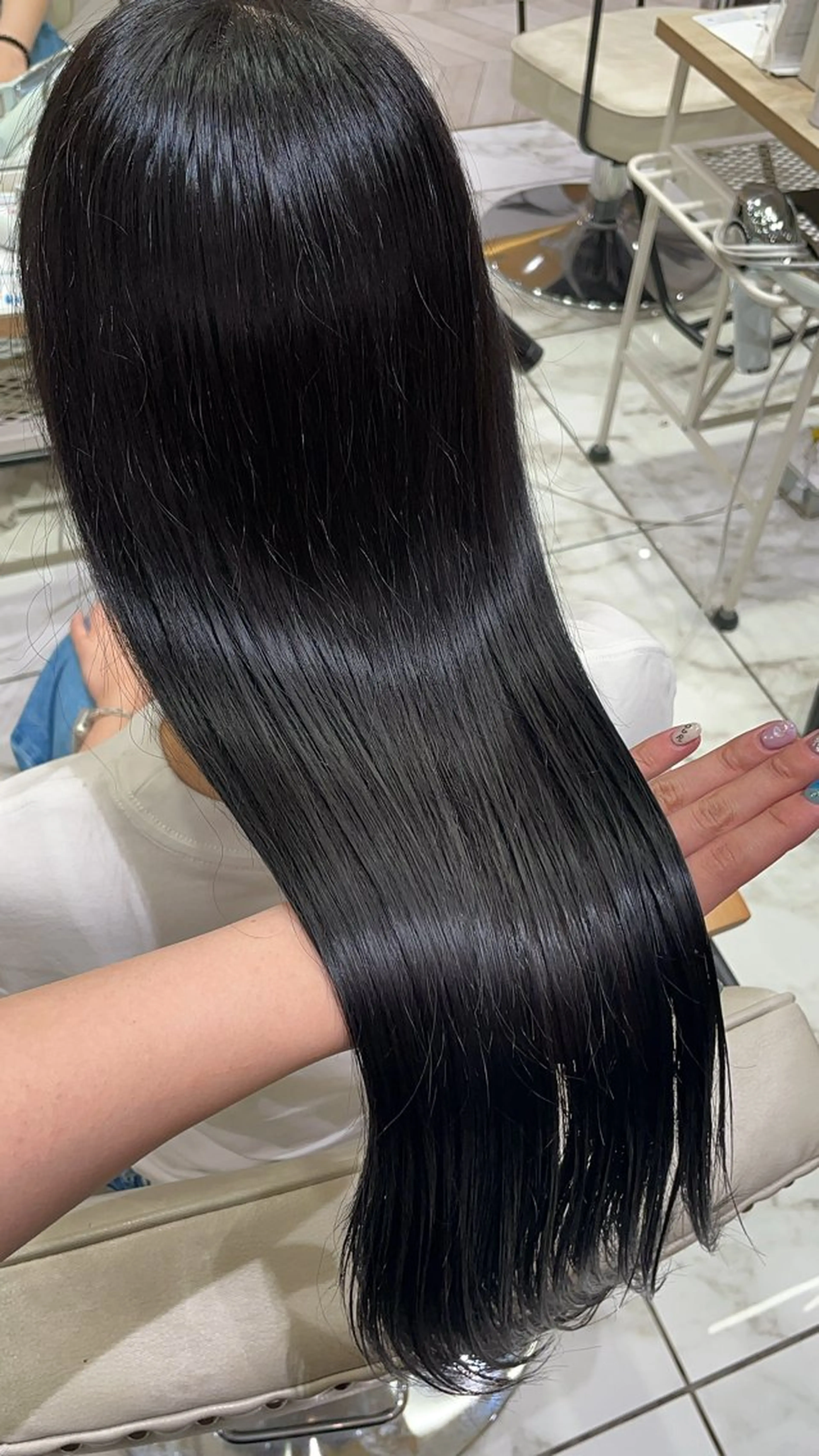 カラー 透明感カラー/ 縮毛矯正/ユイ☆彡のヘアスタイル