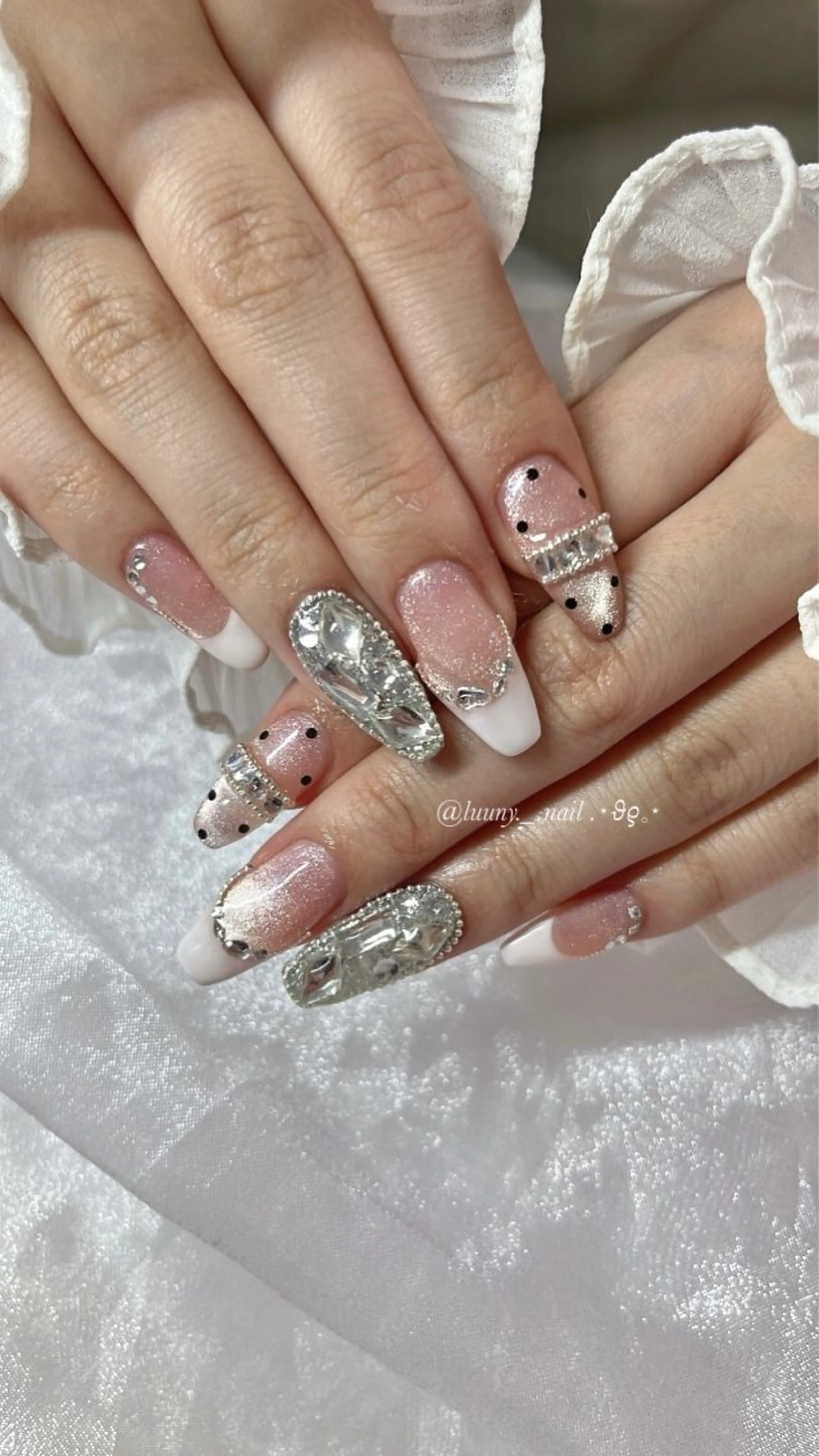 ネイル Luuny nailのネイルデザイン