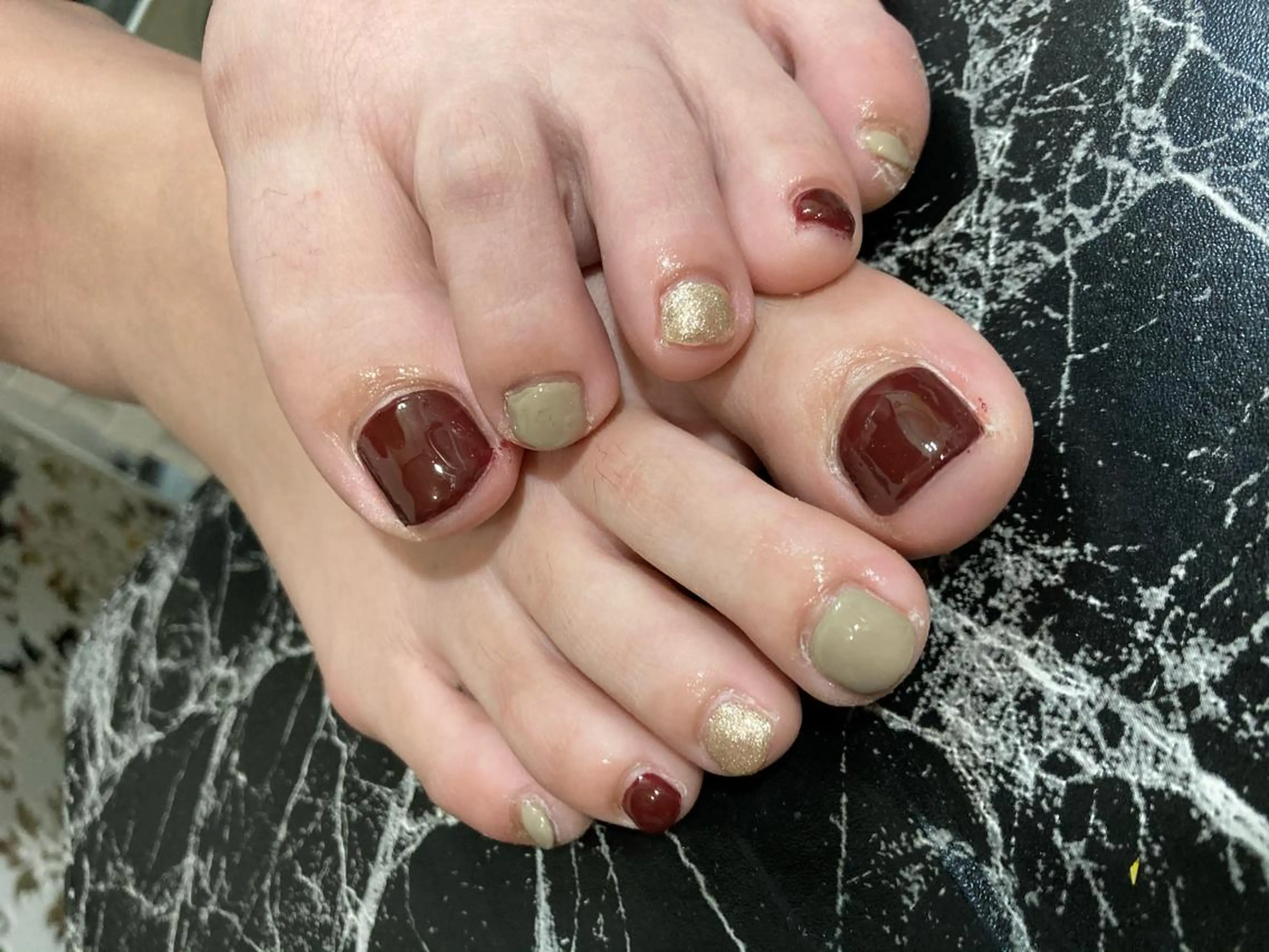 ショート ネイル ハンドネイル フットネイル ✴︎ Delightのネイルデザイン