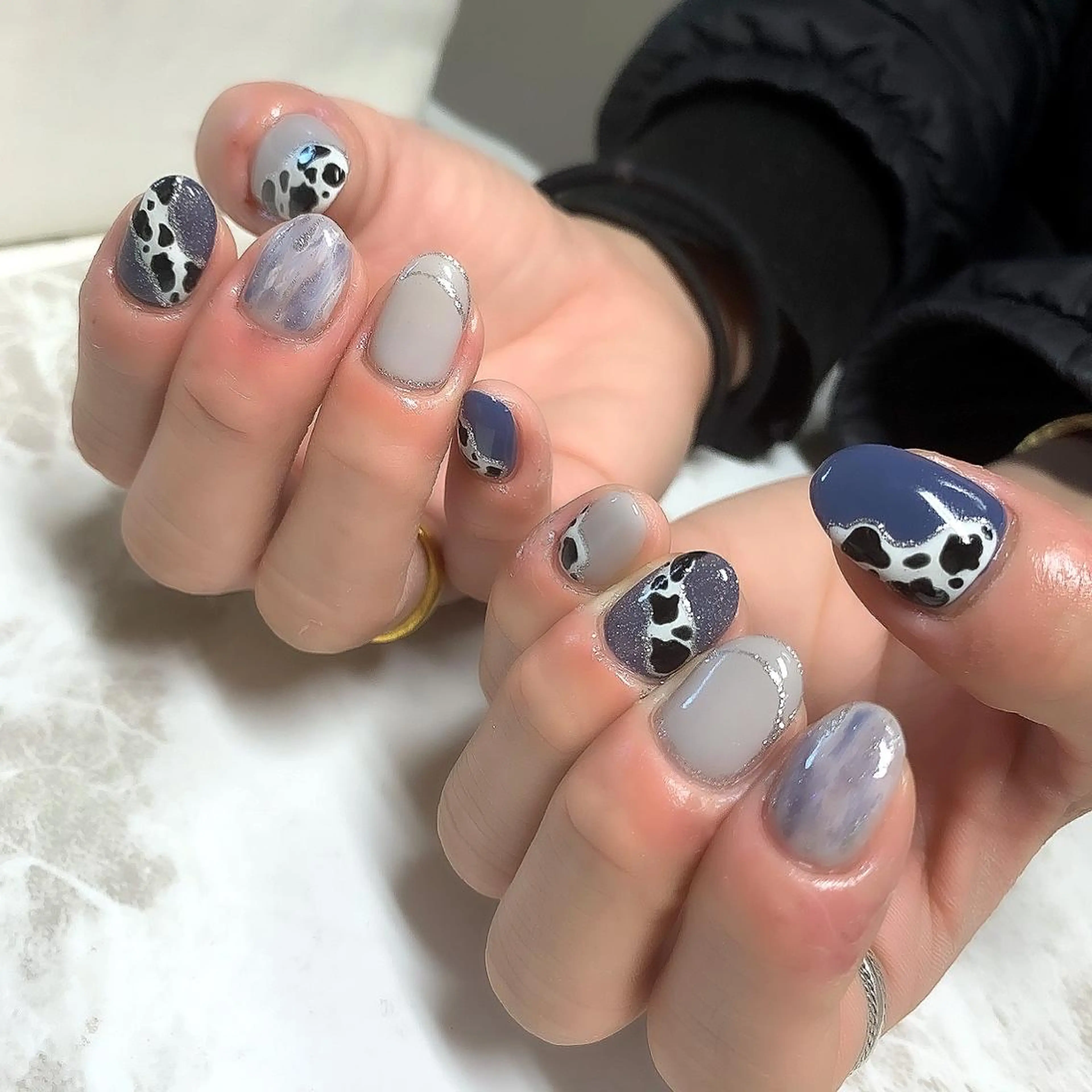 ネイル ネイビー ハンドネイル ハンドケア LULU LIMAのネイルデザイン