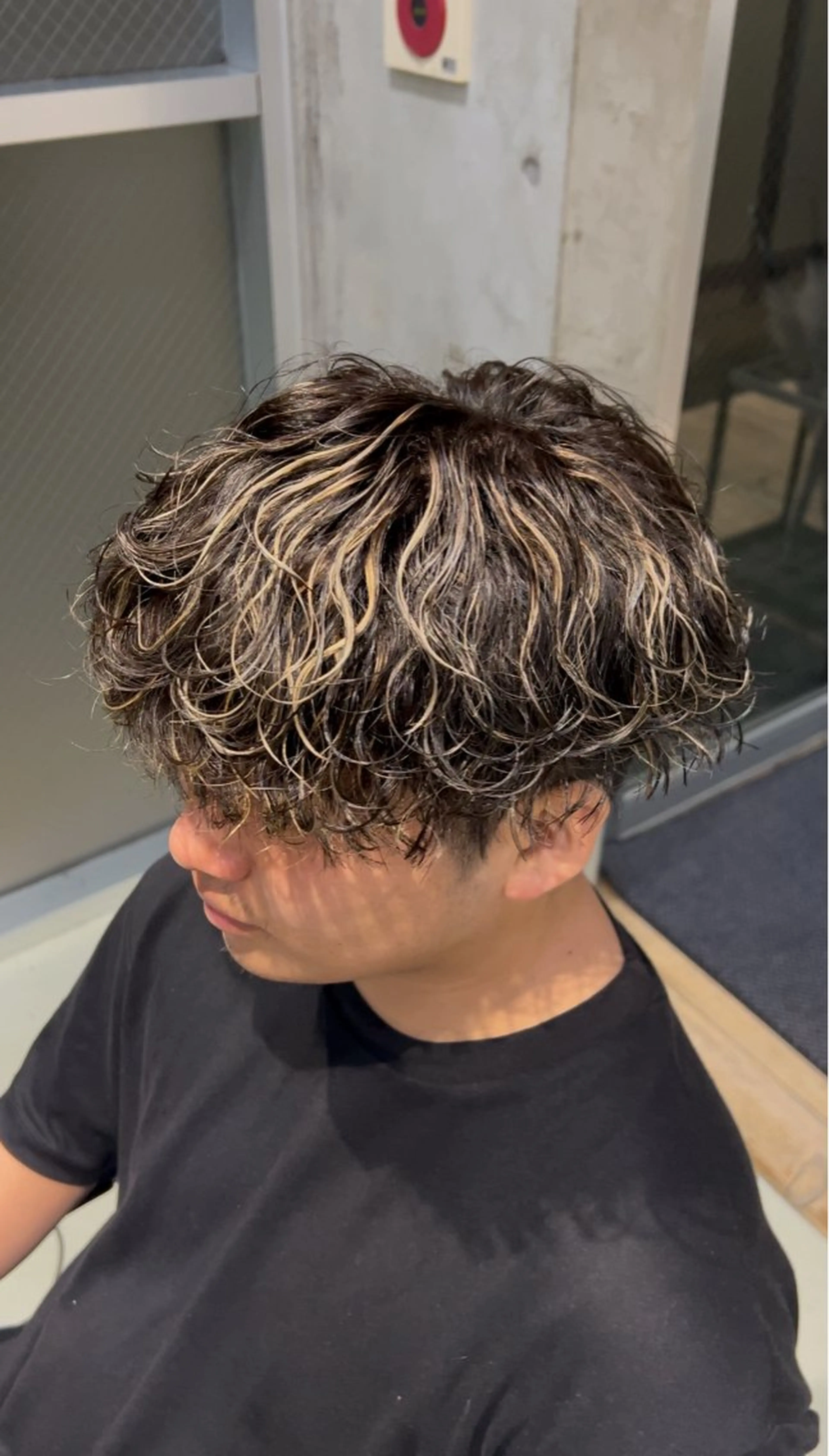 パーマ メンズ メンズハイライト 波巻きパーマ カット ヘアカラー パーマ トリートメント 【fifth】渡部 永遠のヘアスタイル