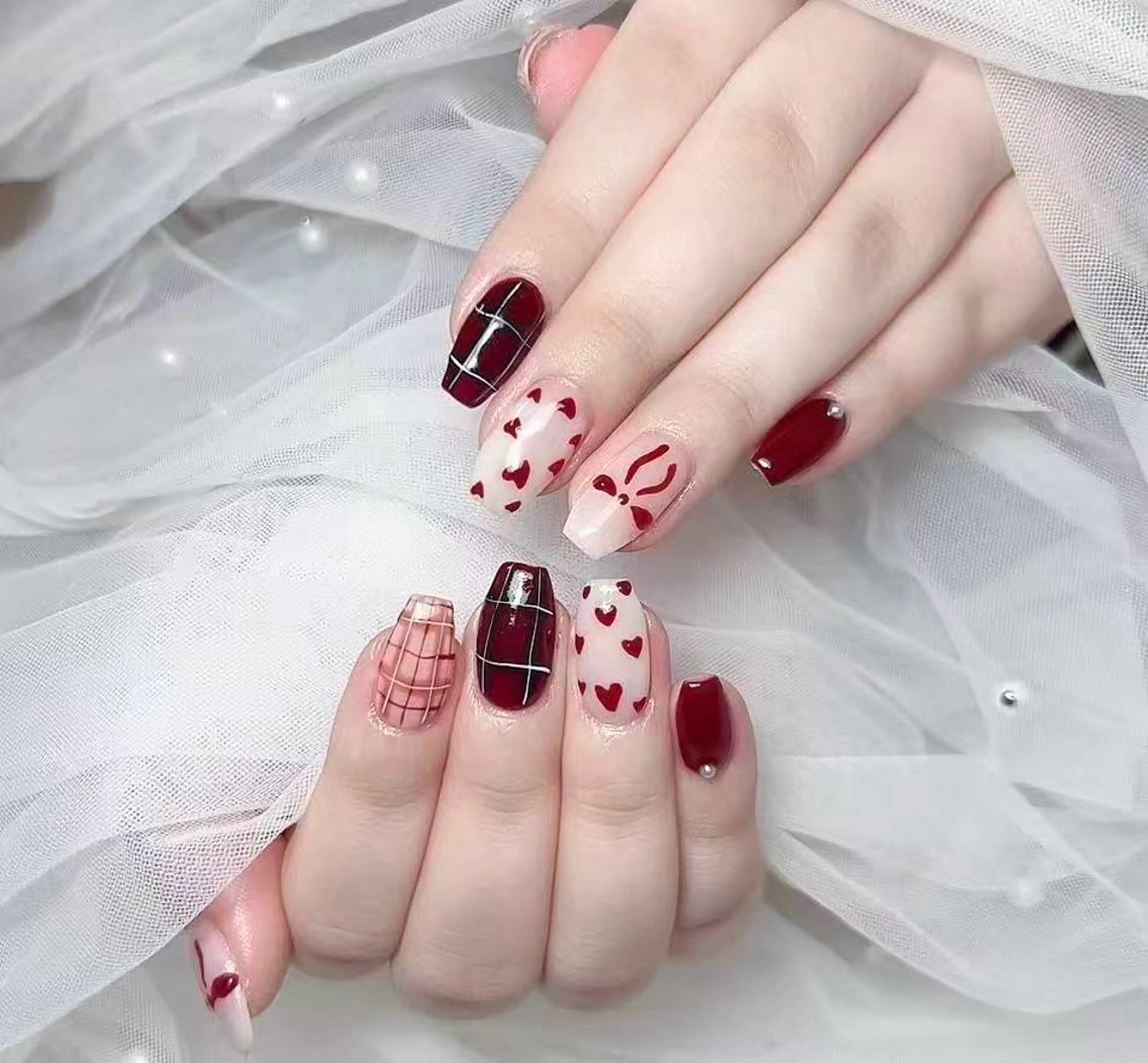 ネイル Gloss nail salonジェル&長さだし専門店所属・キ キのネイルデザイン