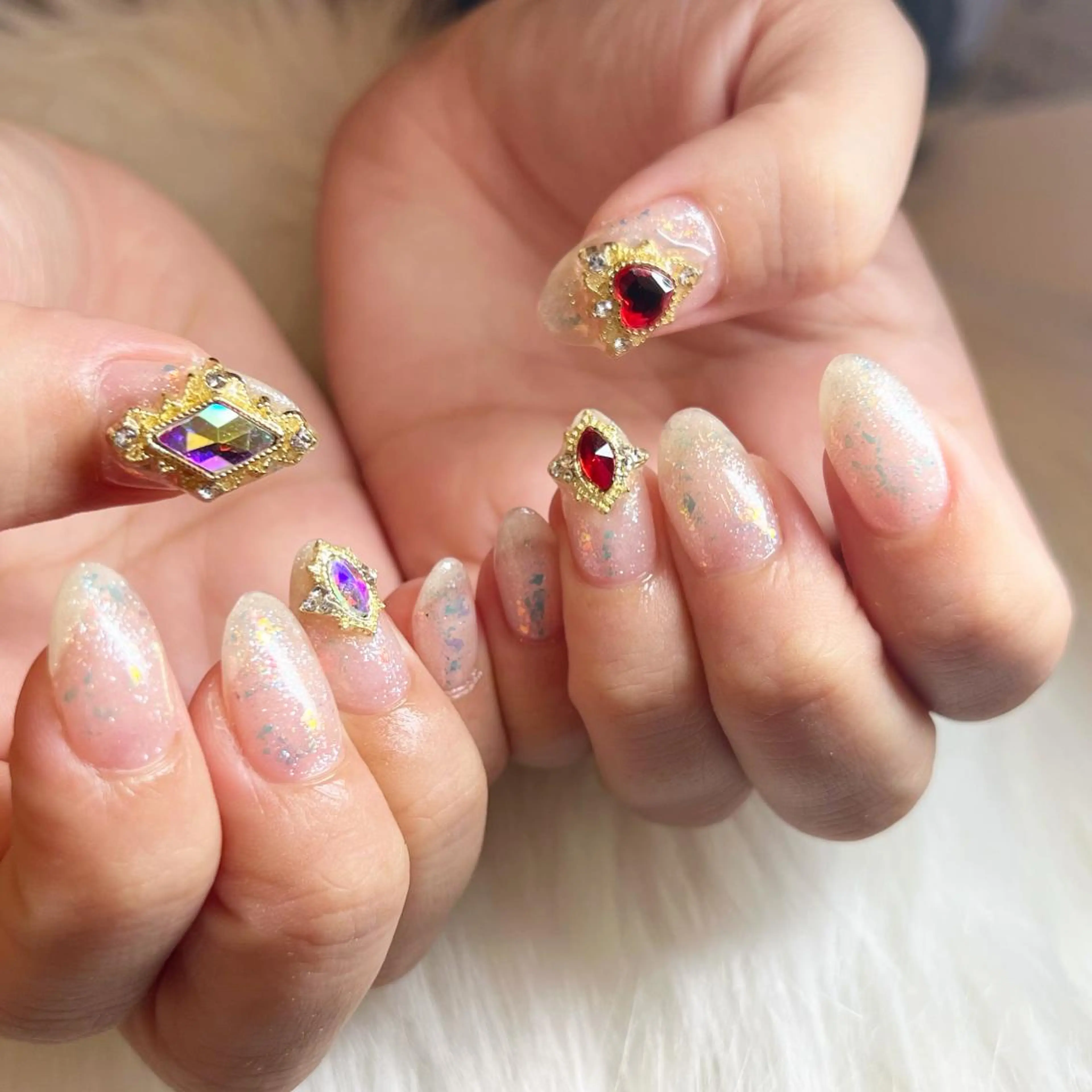 ネイル オーロラネイル ラメ(グリッター) ワンカラーネイル ハンドネイル 藤本 楓のネイルデザイン