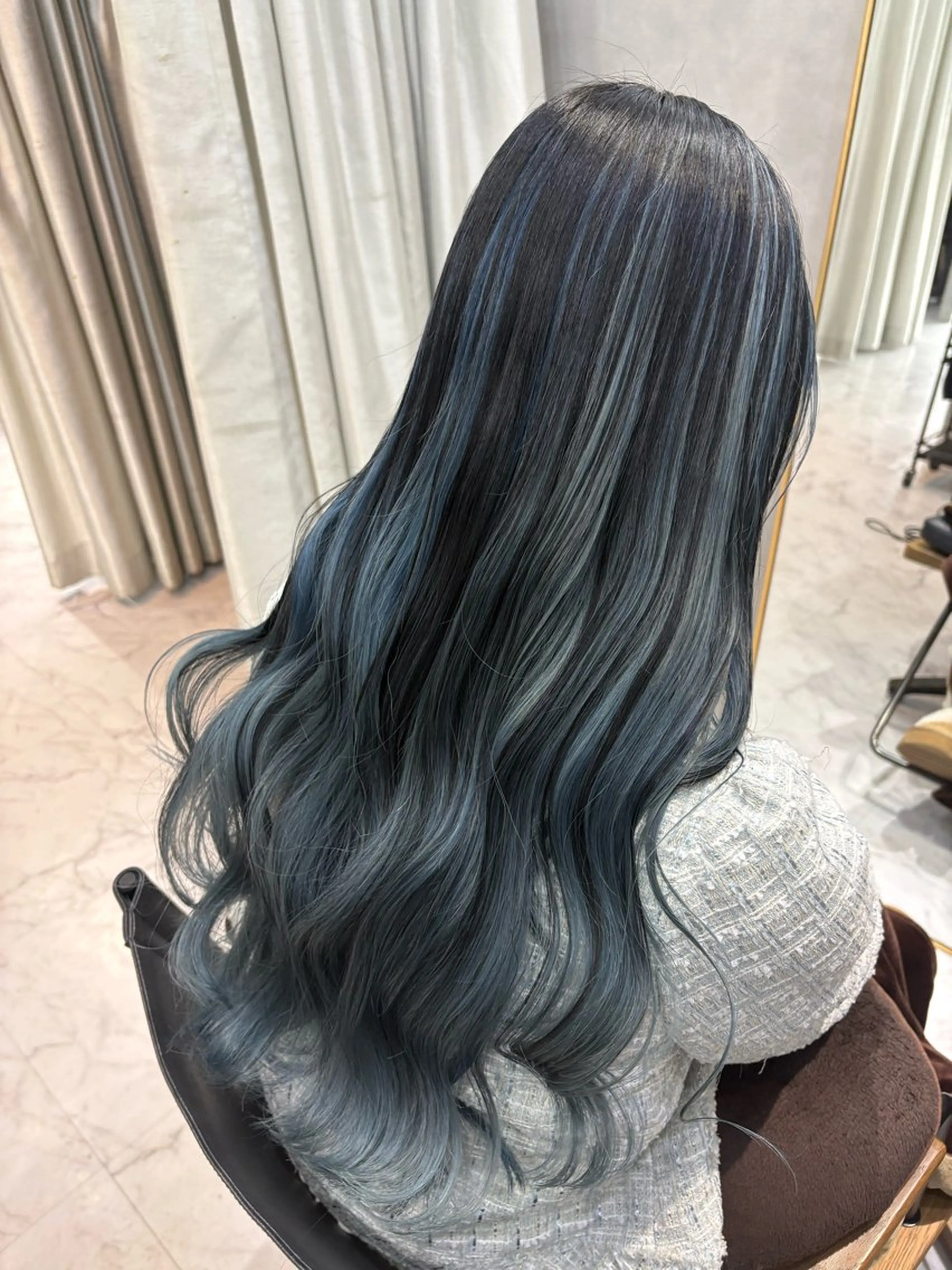 ロング カラー カット ヘアカラー トリートメント ハイトーン/韓国風/ 艶髪/吉祥寺のヘアスタイル