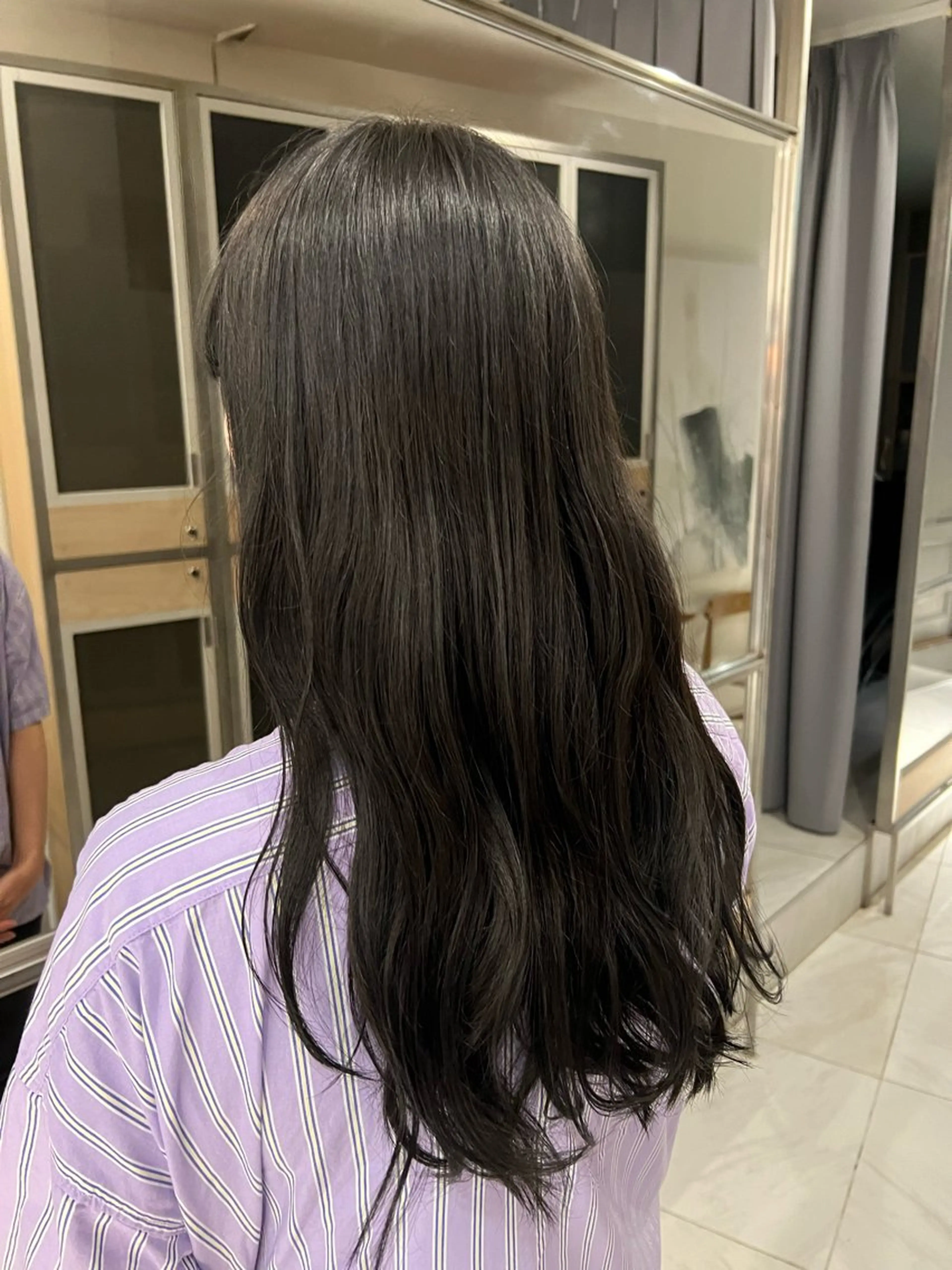 ロング カラー 黒髪 ブルーカラー ブルーブラック ヘアカラー トリートメント ヘッドスパ ヘアセット ボブカット 🦎Raitoのヘアスタイル