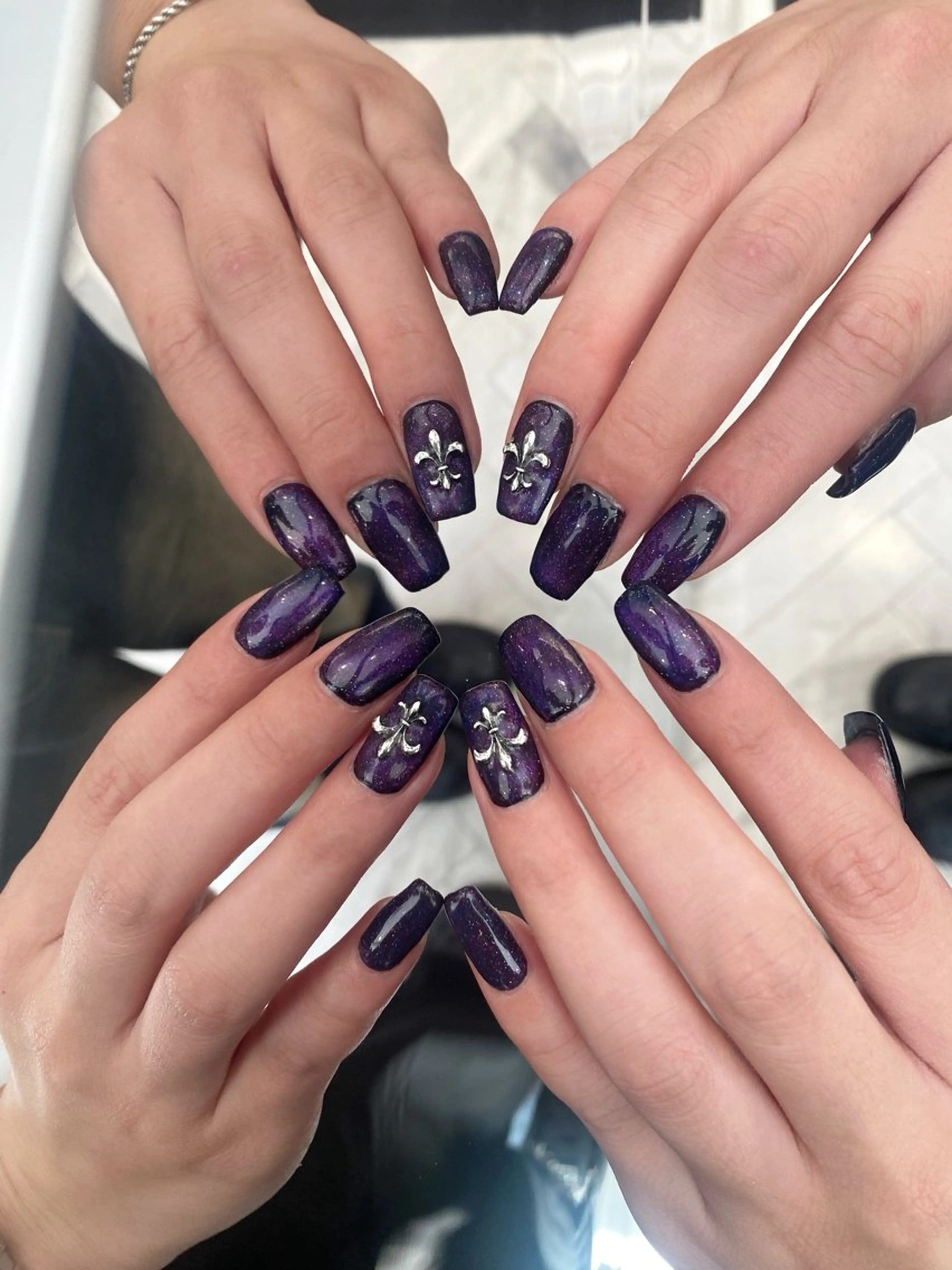 ネイル ハンドネイル カンナ【Y2Kネイル /コーンロウ】のネイルデザイン