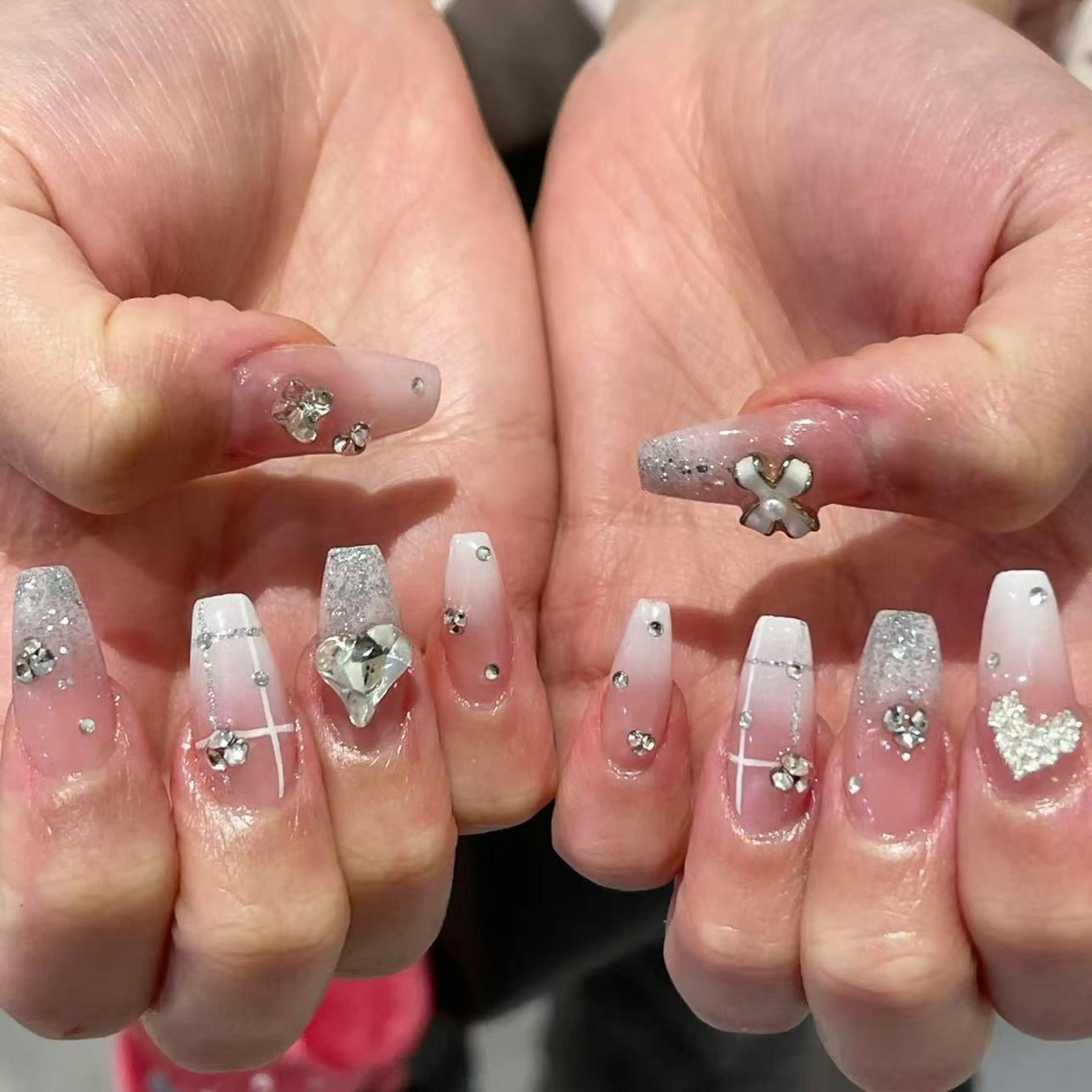 ネイル 🍑長さだし ワンホン💅モモコのネイルデザイン