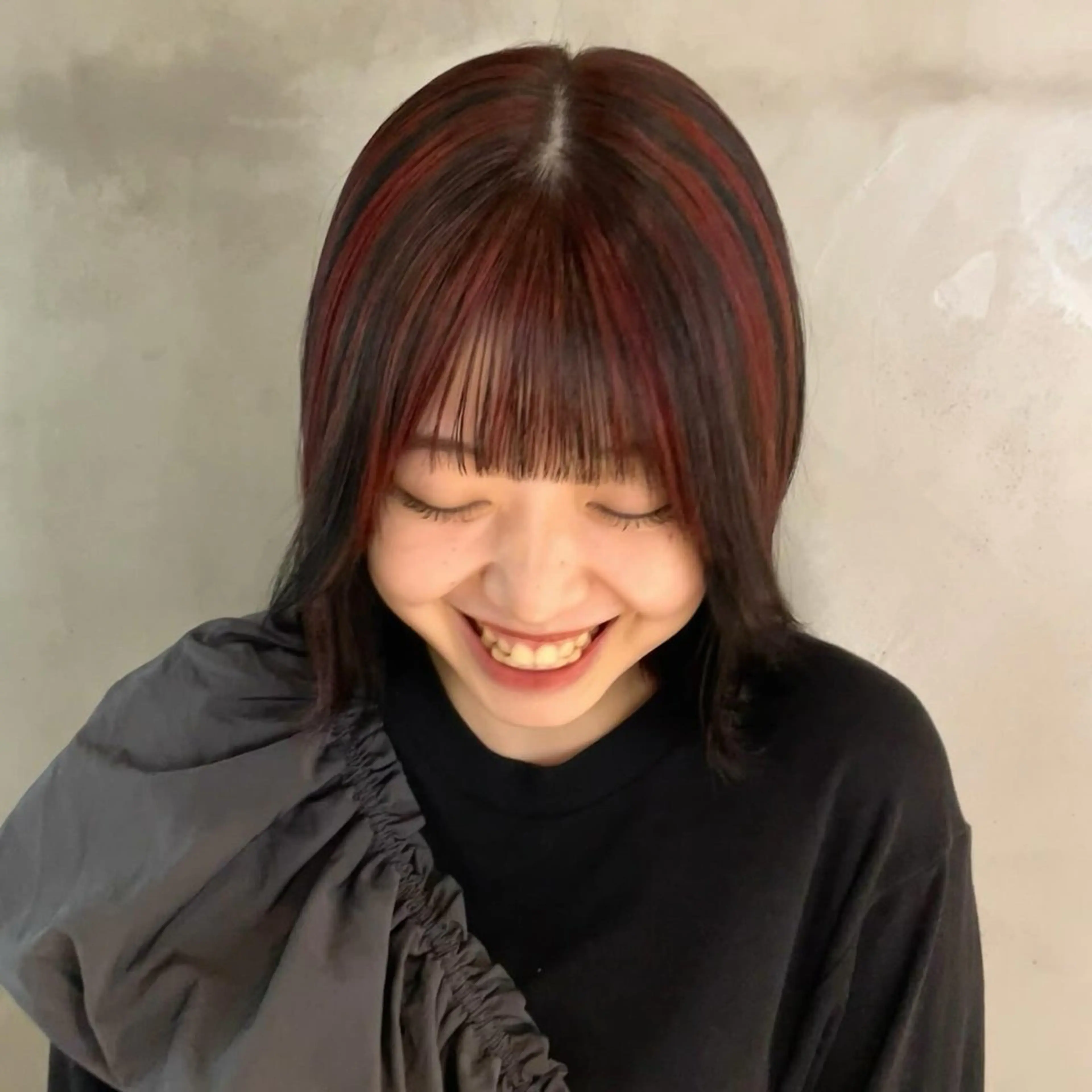 ミディアム カラー ハイライトカラー ハイライト ユウナ🎀レイヤー/ 暖色カラーのヘアスタイル