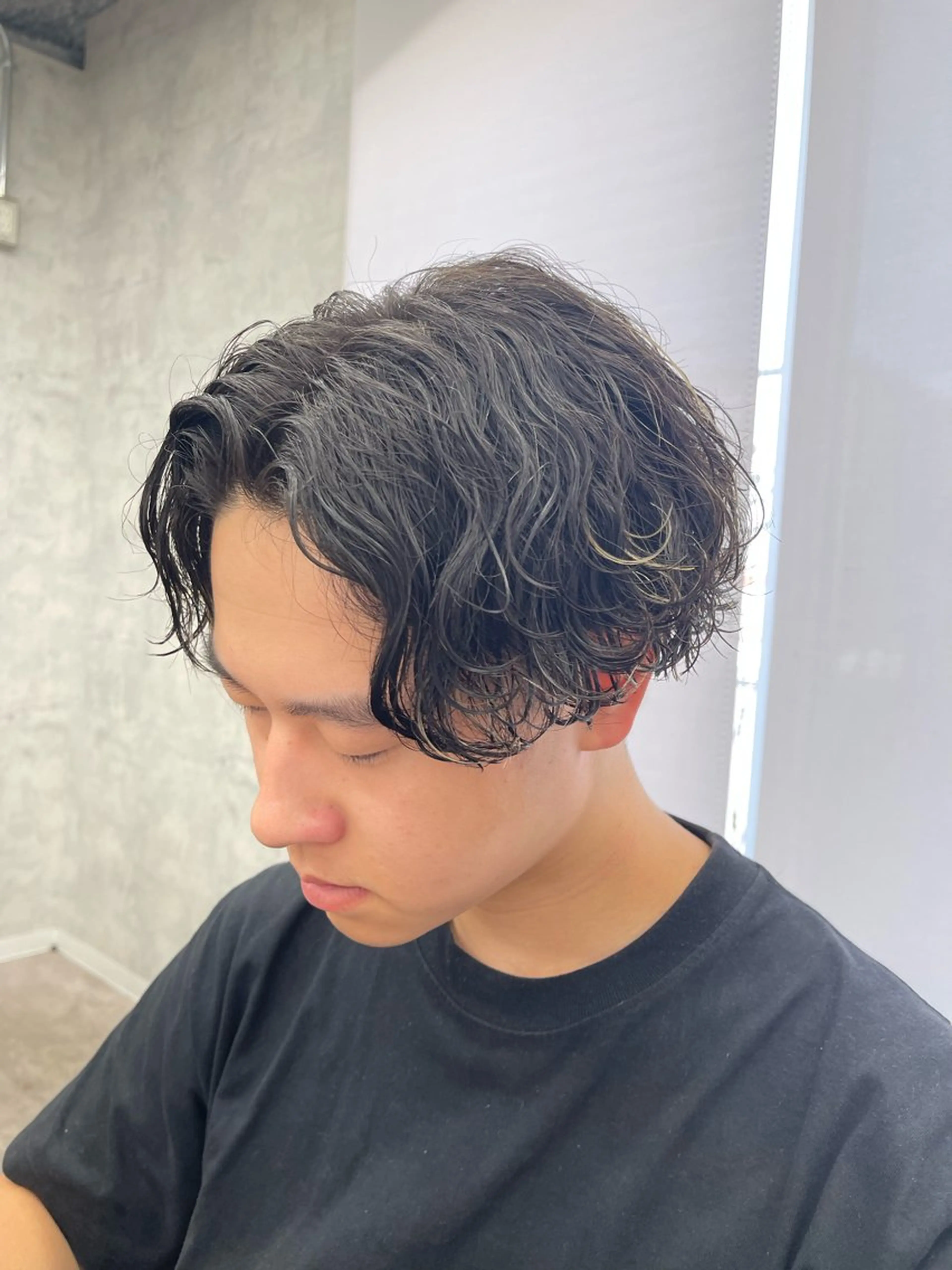 メンズカット×波巻きパーマ×トリートメントの写真