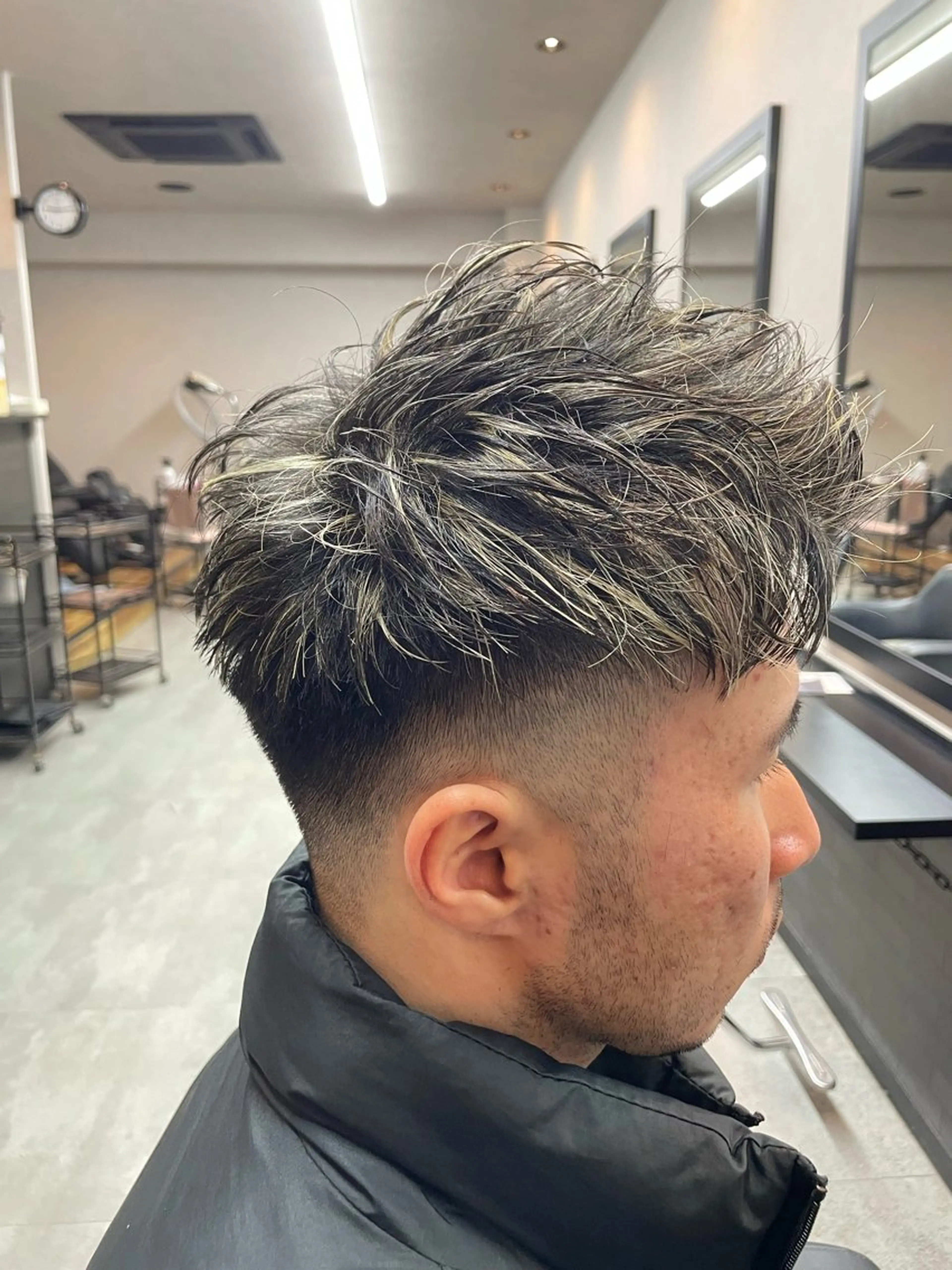 ショート パーマ メンズ MEN'S SEEK所属・石井 圭祐のヘアスタイル