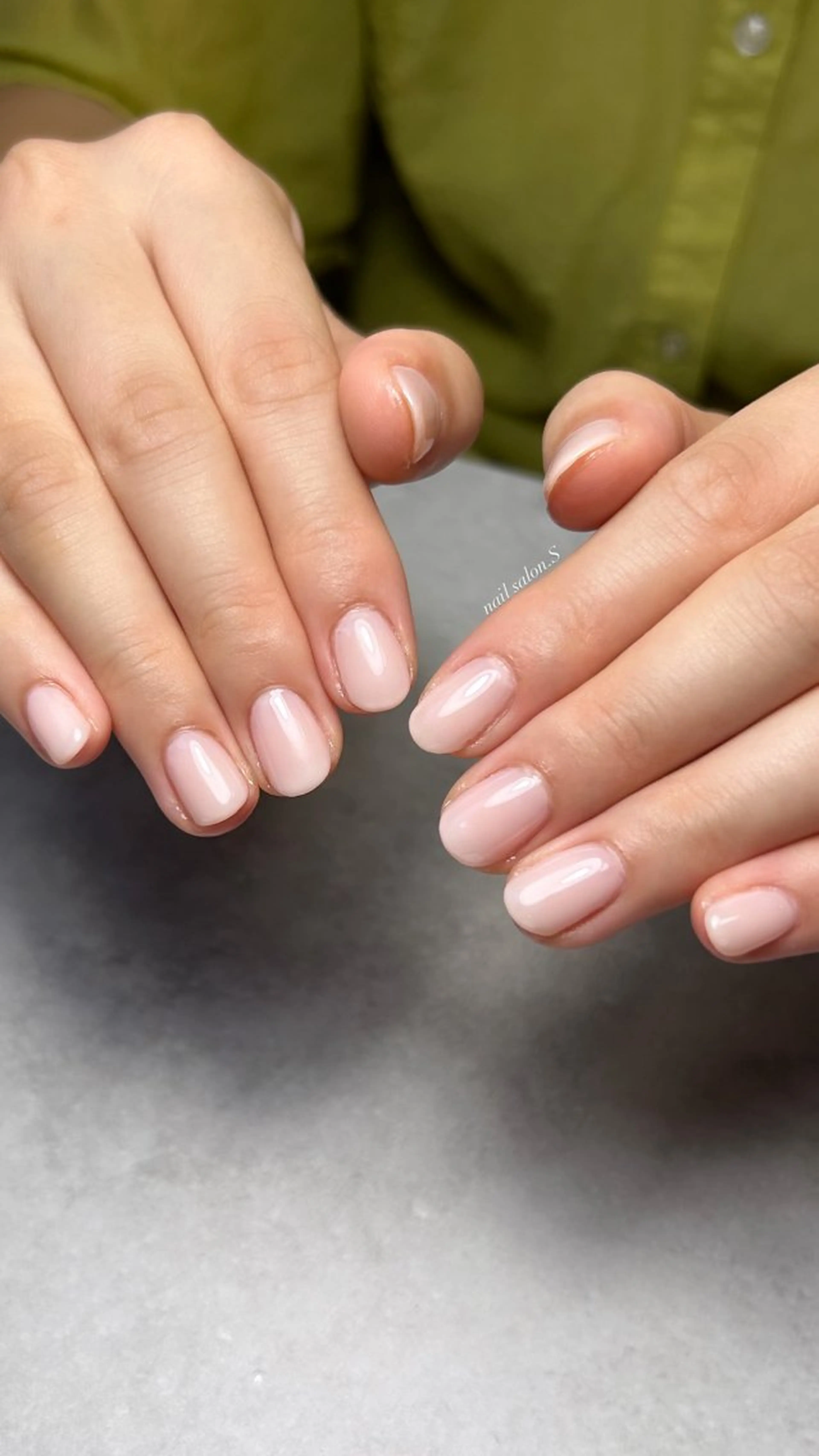 ネイル 長さ出し ジェルネイル ワンカラーネイル ピンク シンプルネイル ハンドネイル 関山 志乃のネイルデザイン