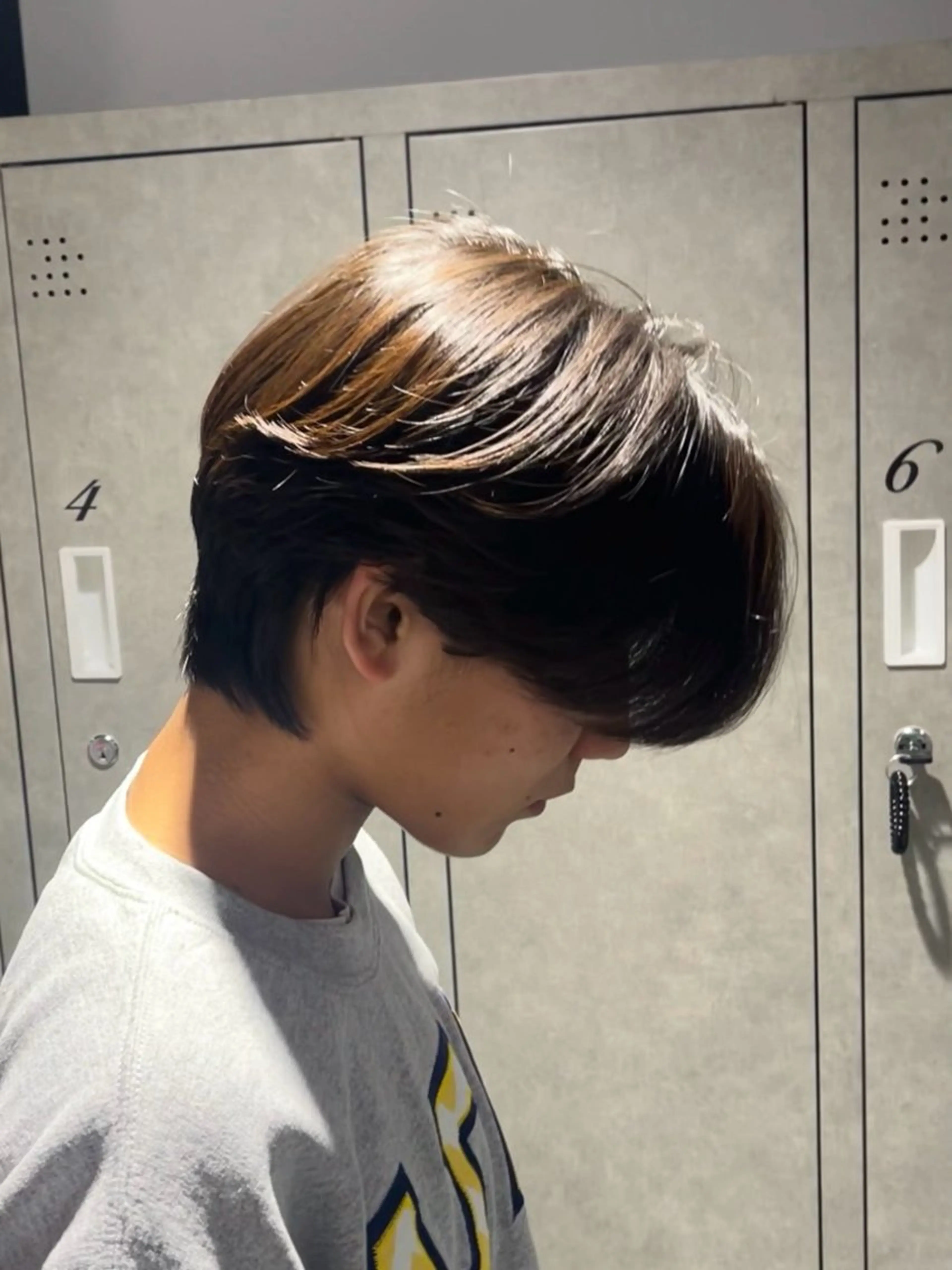 ショート カラー パーマ メンズ カット 【シャドウパーマ センターパート】義心のヘアスタイル