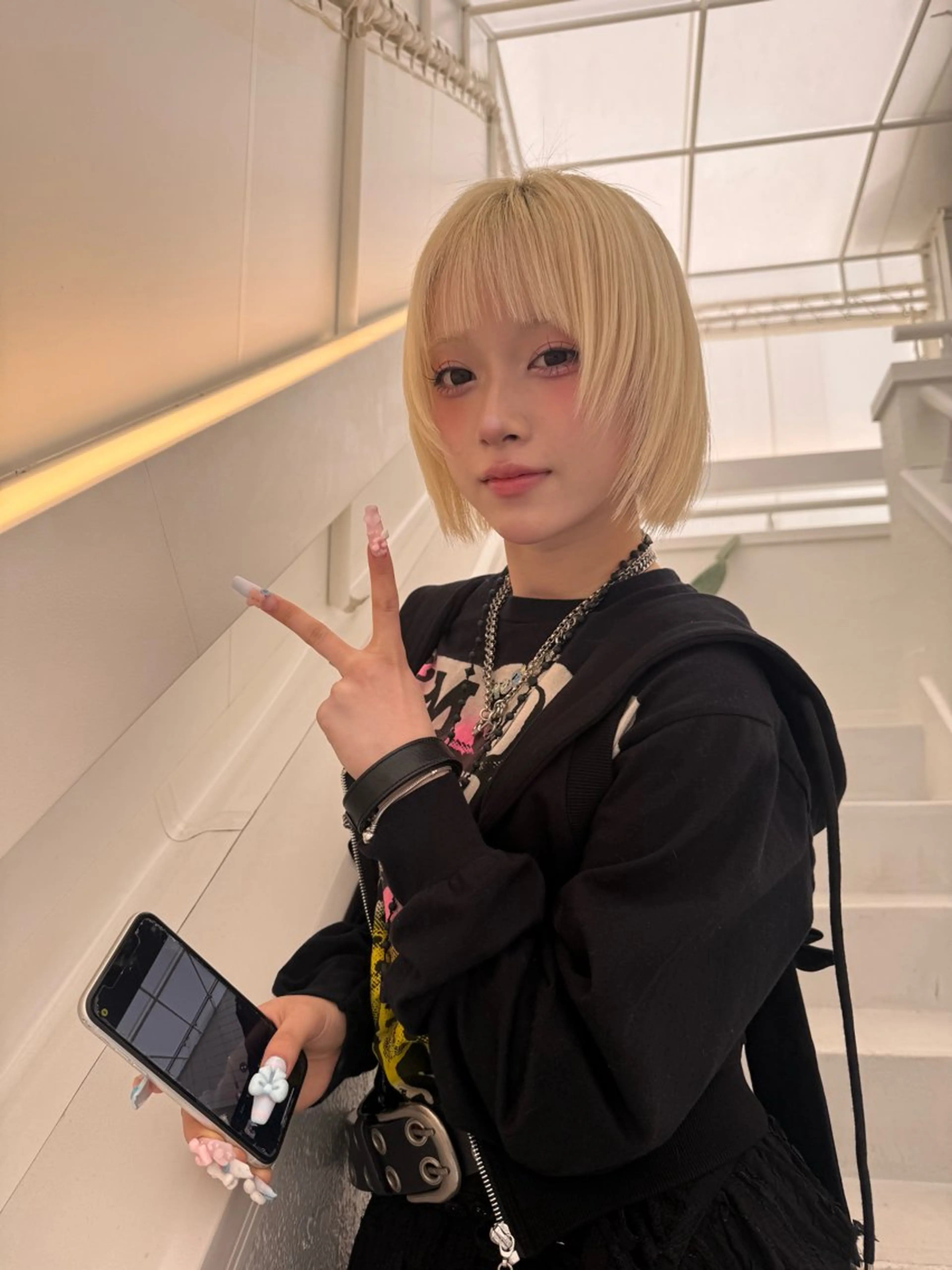 ショート カラー ショートボブ ブリーチ 透明感カラー ハイトーンカラー ボブ カット ヘアカラー 💎透明感カラー特化 💎TAISEIのヘアスタイル