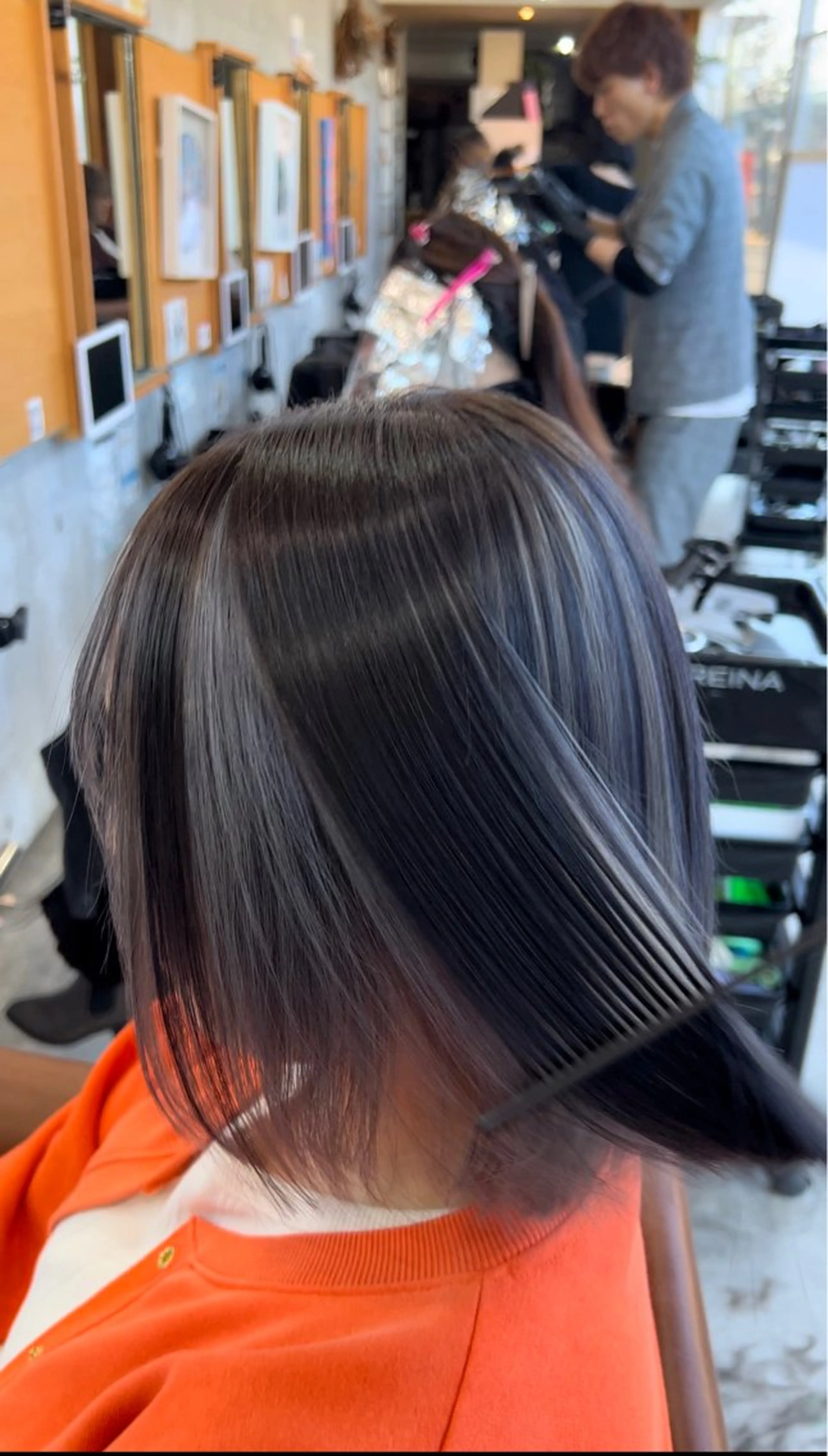 セミロング カラー ブリーチカラー/ 寺口佳希のヘアスタイル