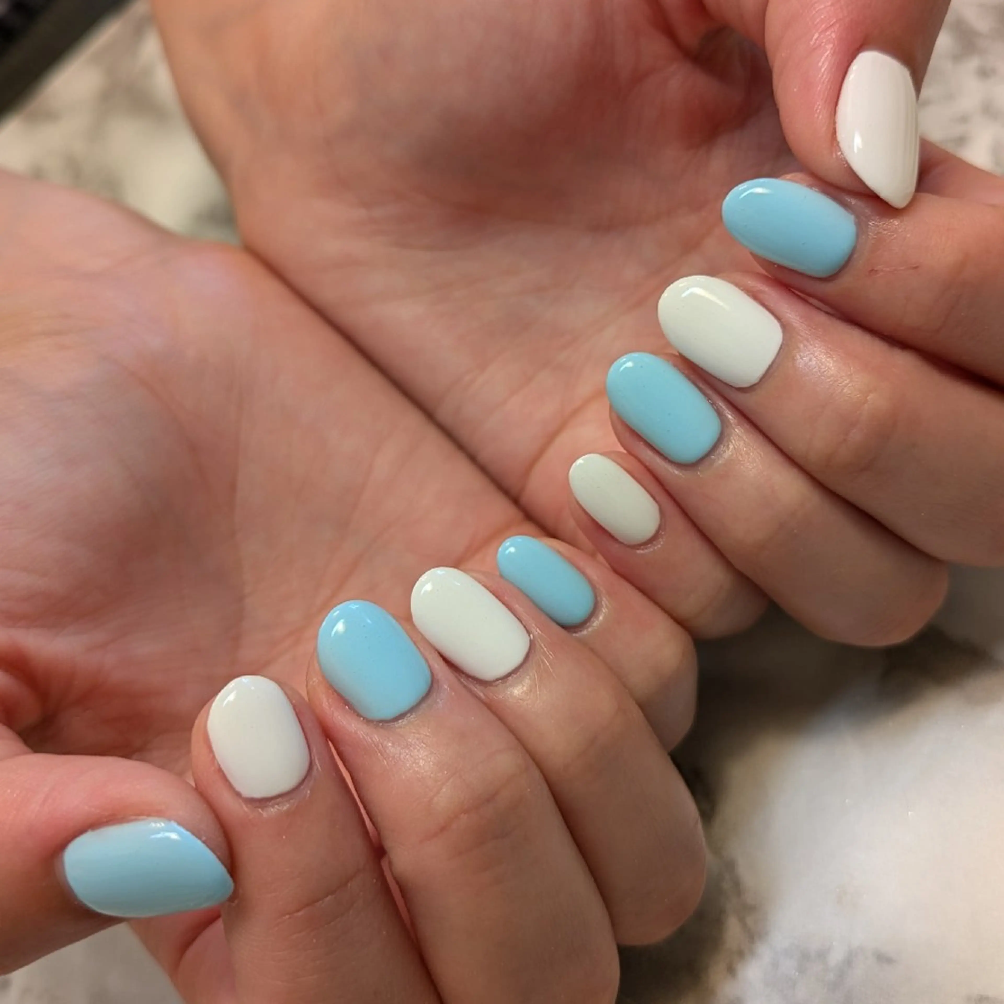 ネイル シンプルネイル ジェヌインネイル 河内のネイルデザイン