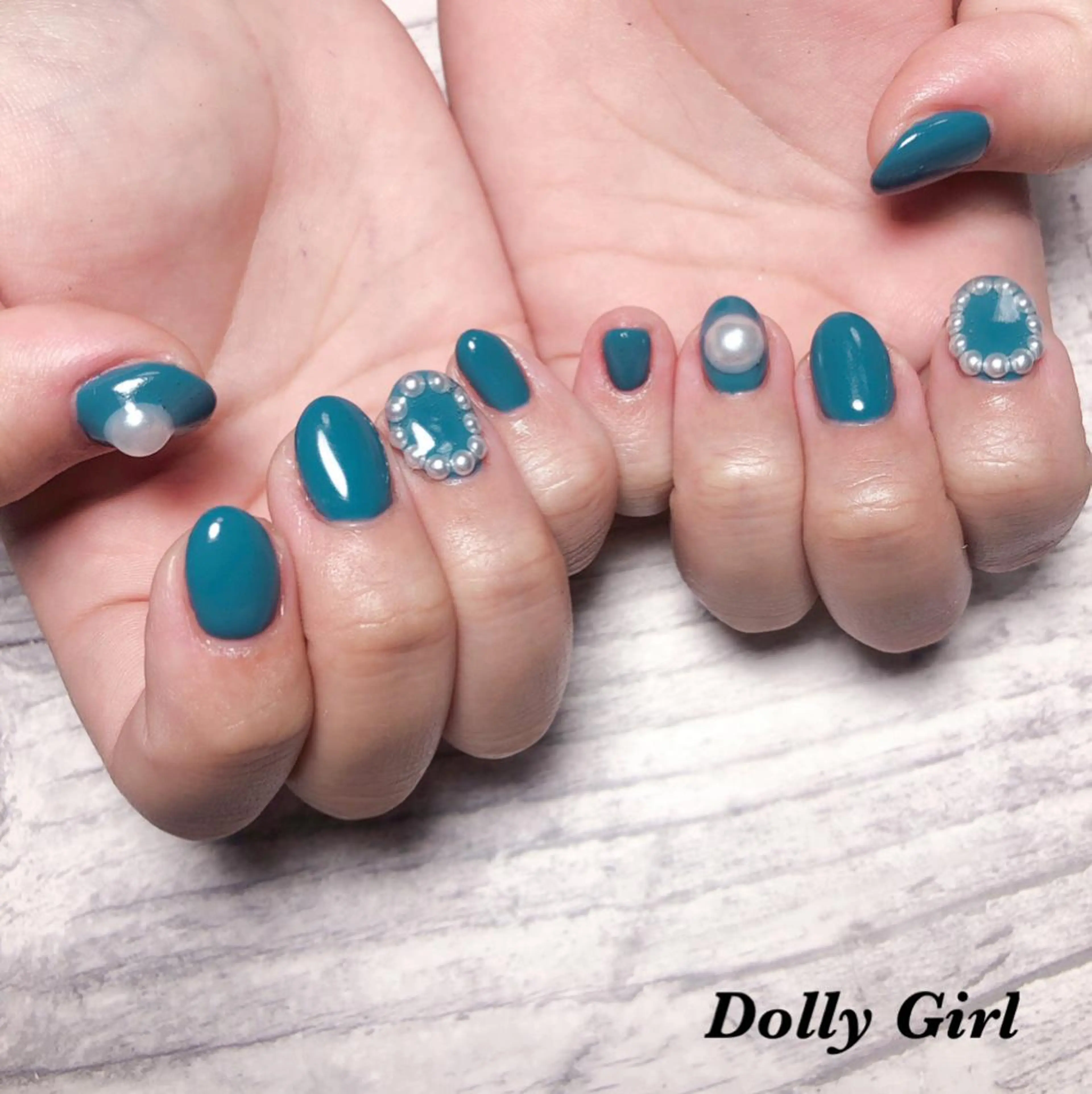 ネイル 個室ネイルサロンDolly  Girl〜ドーリーガール〜所属・DollyGirl KYOKOのネイルデザイン