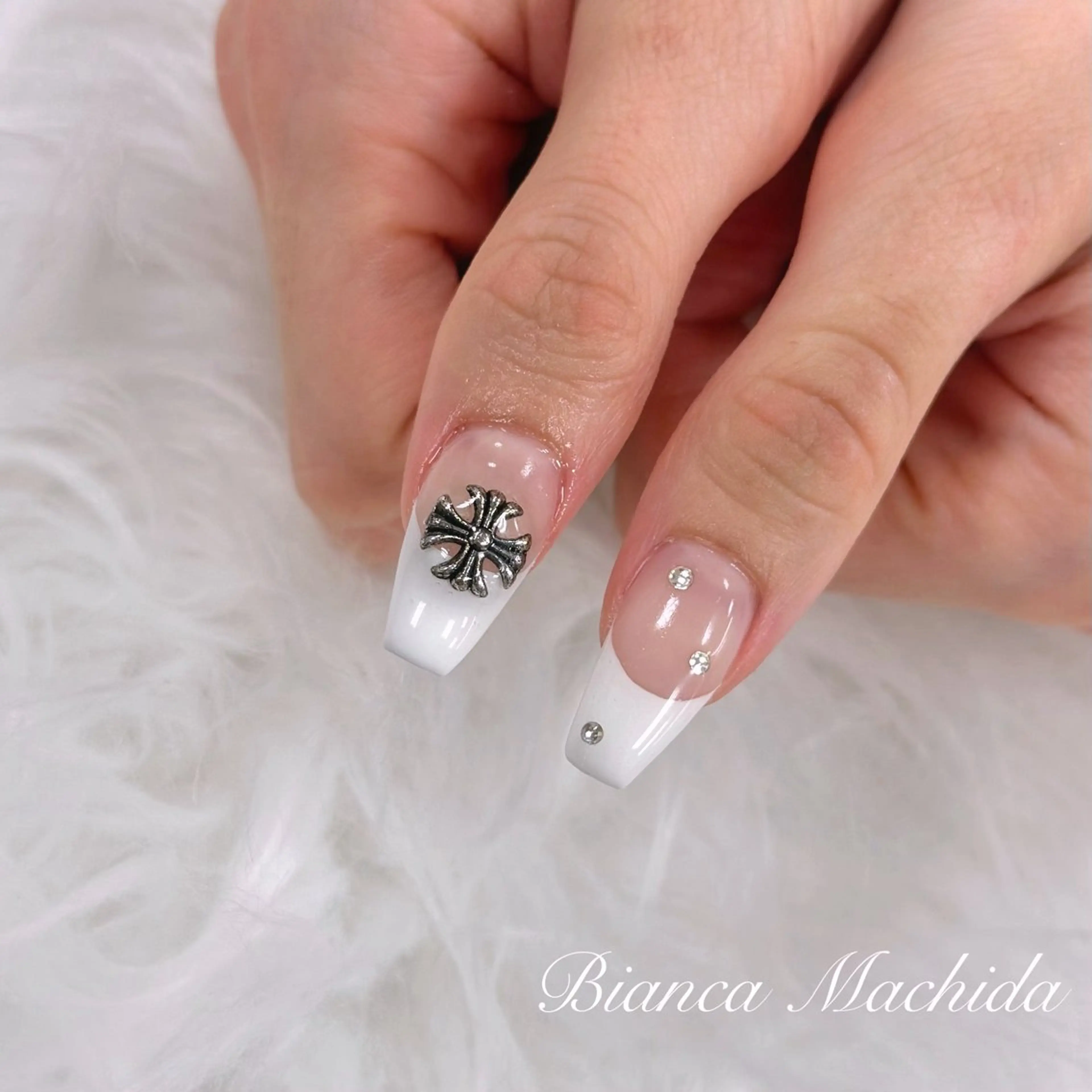 ネイル ハンドネイル Bianca👼🏻 OIKAWAのネイルデザイン