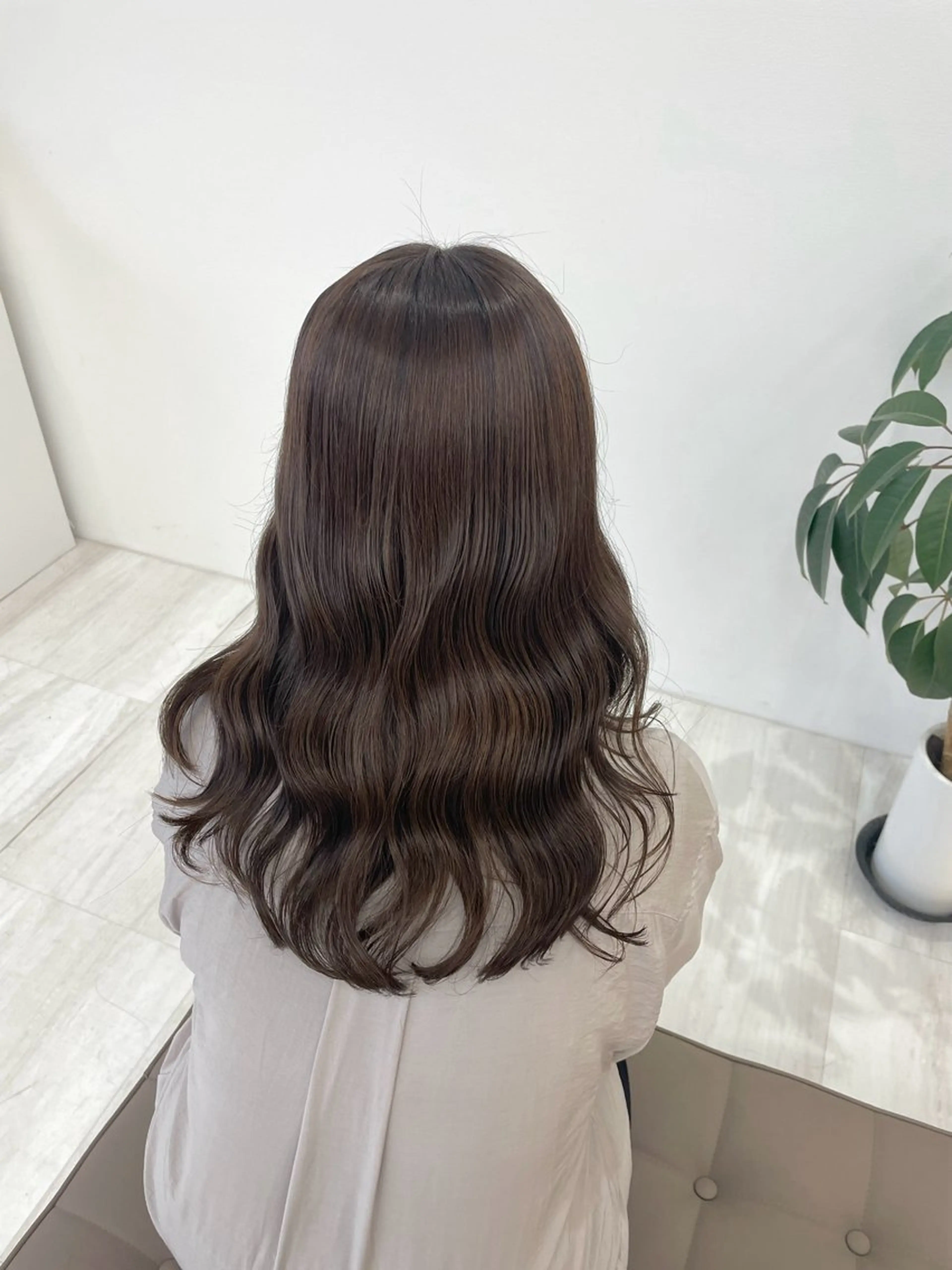 セミロング 高岡/EARTH みお/シールエクステのヘアスタイル