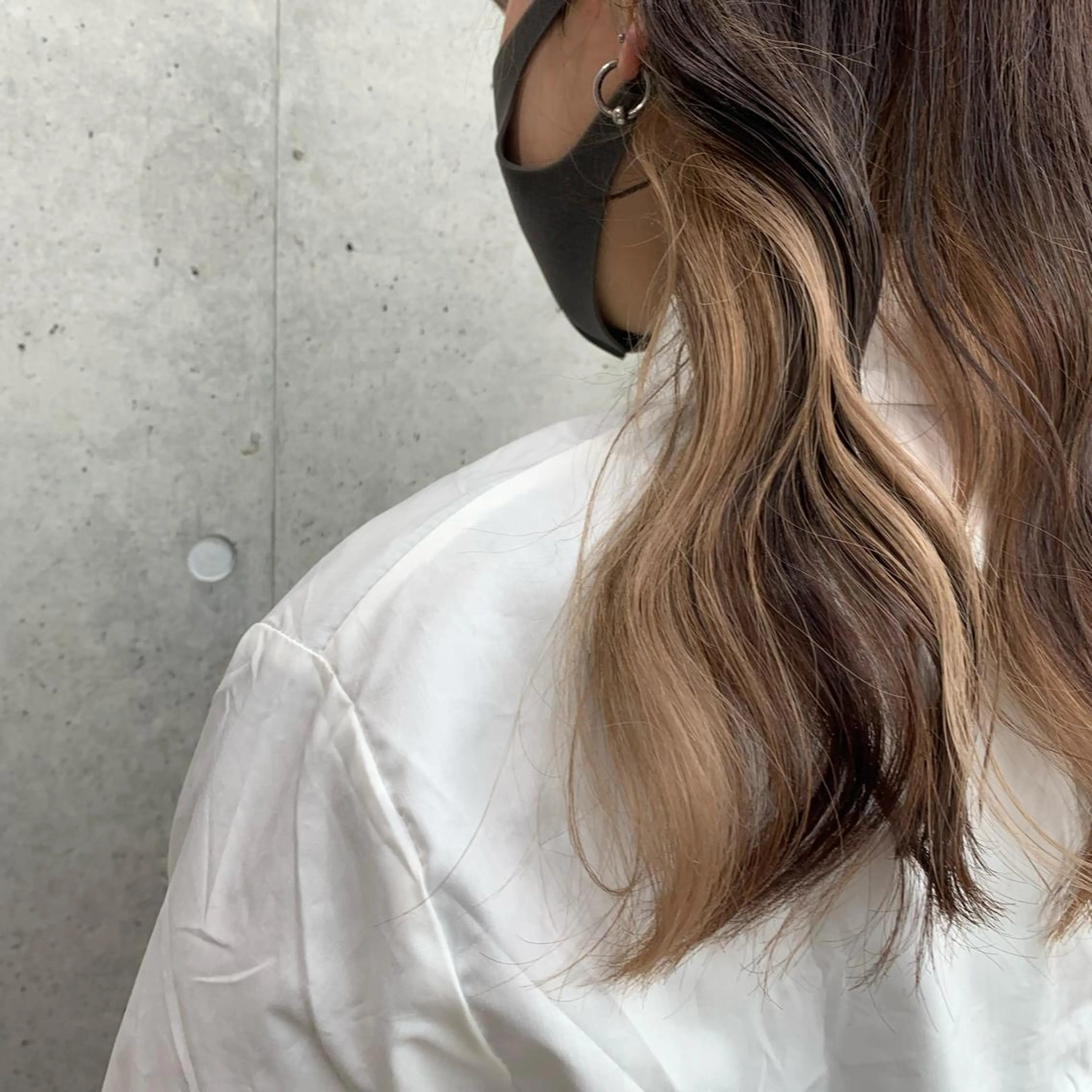 セミロング カラー アッシュ アッシュグレー アッシュグレージュ バレイヤージュ ミストバング 韓国ヘア 🦋KIRA🦋のヘアスタイル