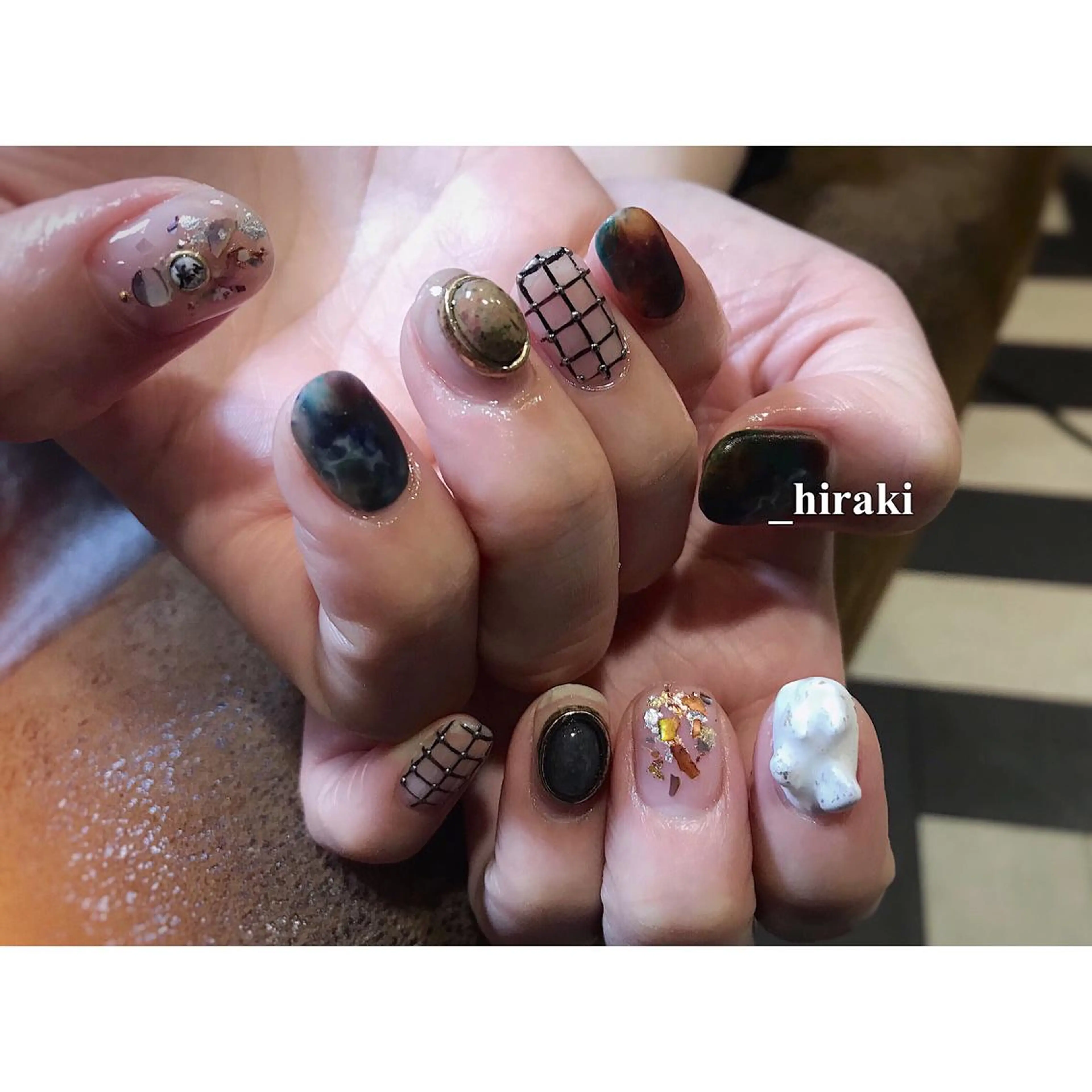ネイル nail atelier AMBER所属・saori .の眉毛・アイブロウイメージ