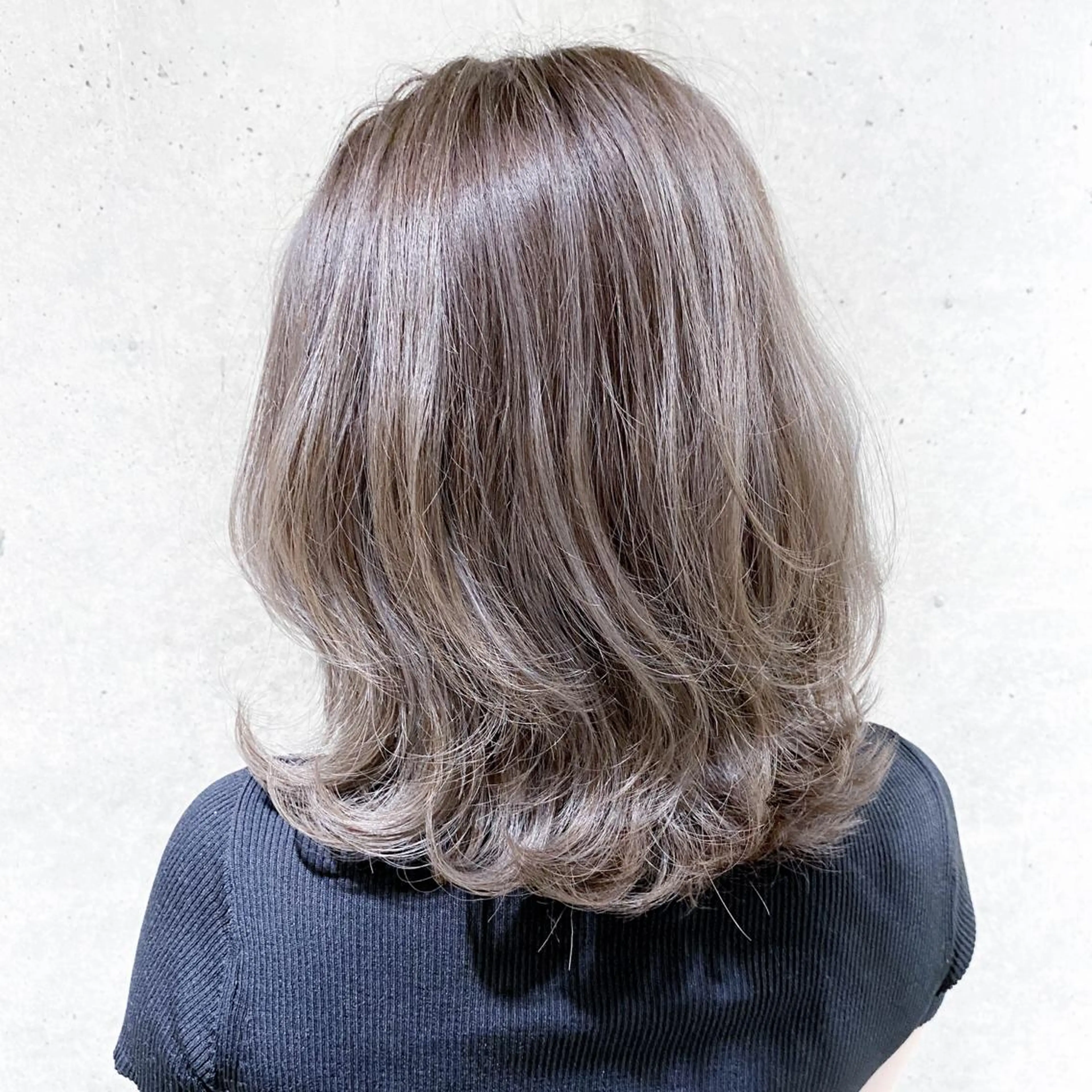 ミディアム カラー ヘアカラー トリートメント LA KING GINZA TOKYO所属・🧡ショートの達人 🧡SHOのヘアスタイル