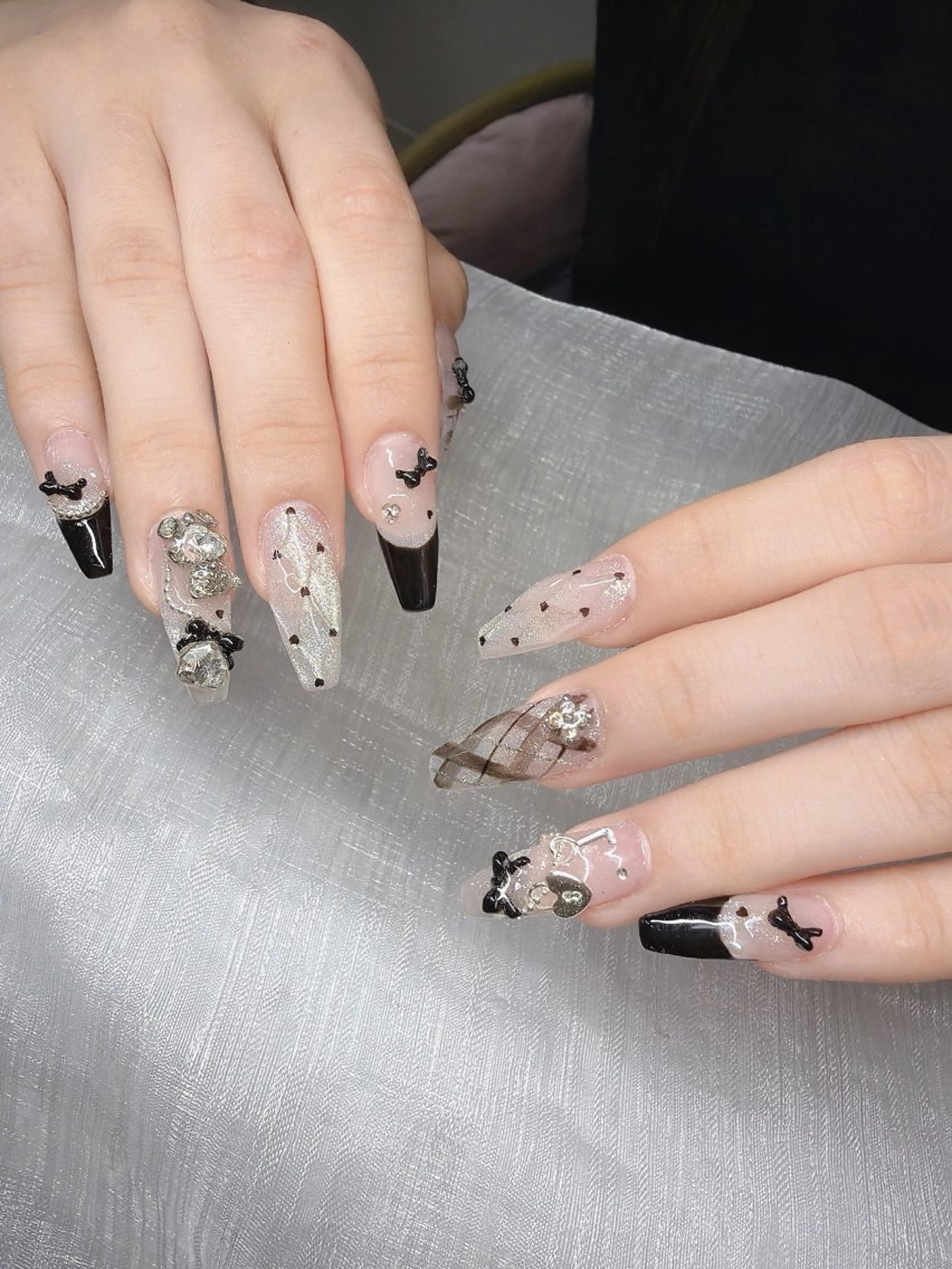 ネイル ハンドネイル Lee Nailsのネイルデザイン