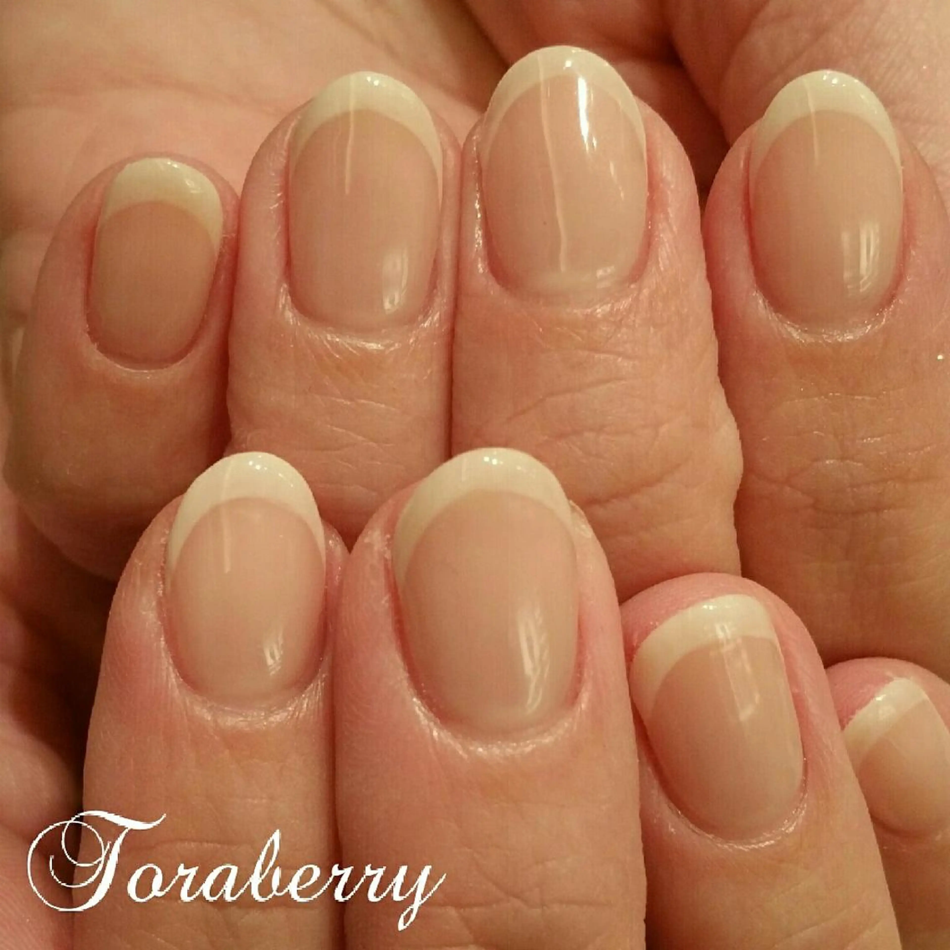 ネイル フレンチネイル ネイリスト なつみのネイルデザイン