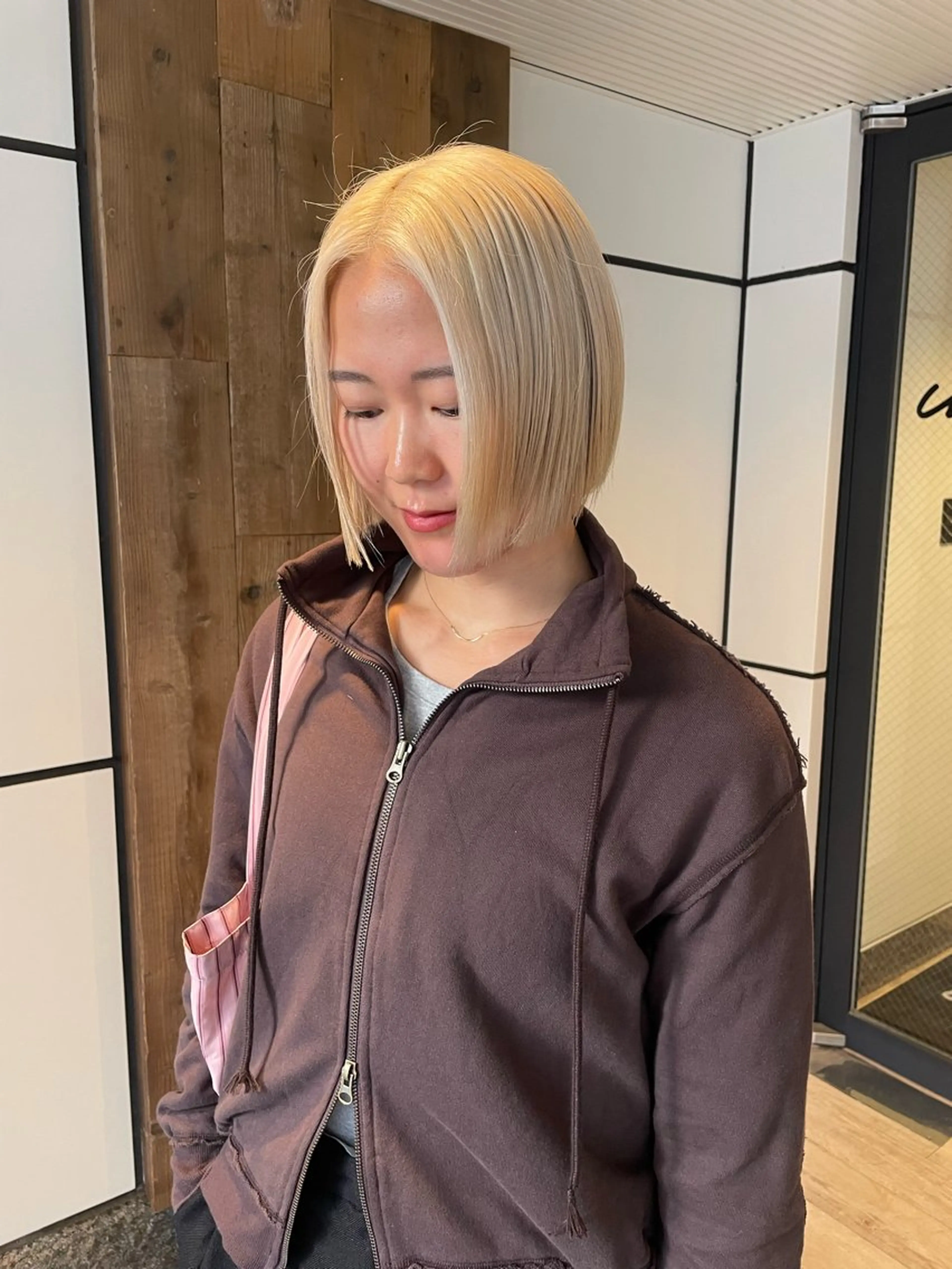 ショート カラー ハイトーンカラー ボブ ヘアカラー 渋谷 留菜のヘアスタイル