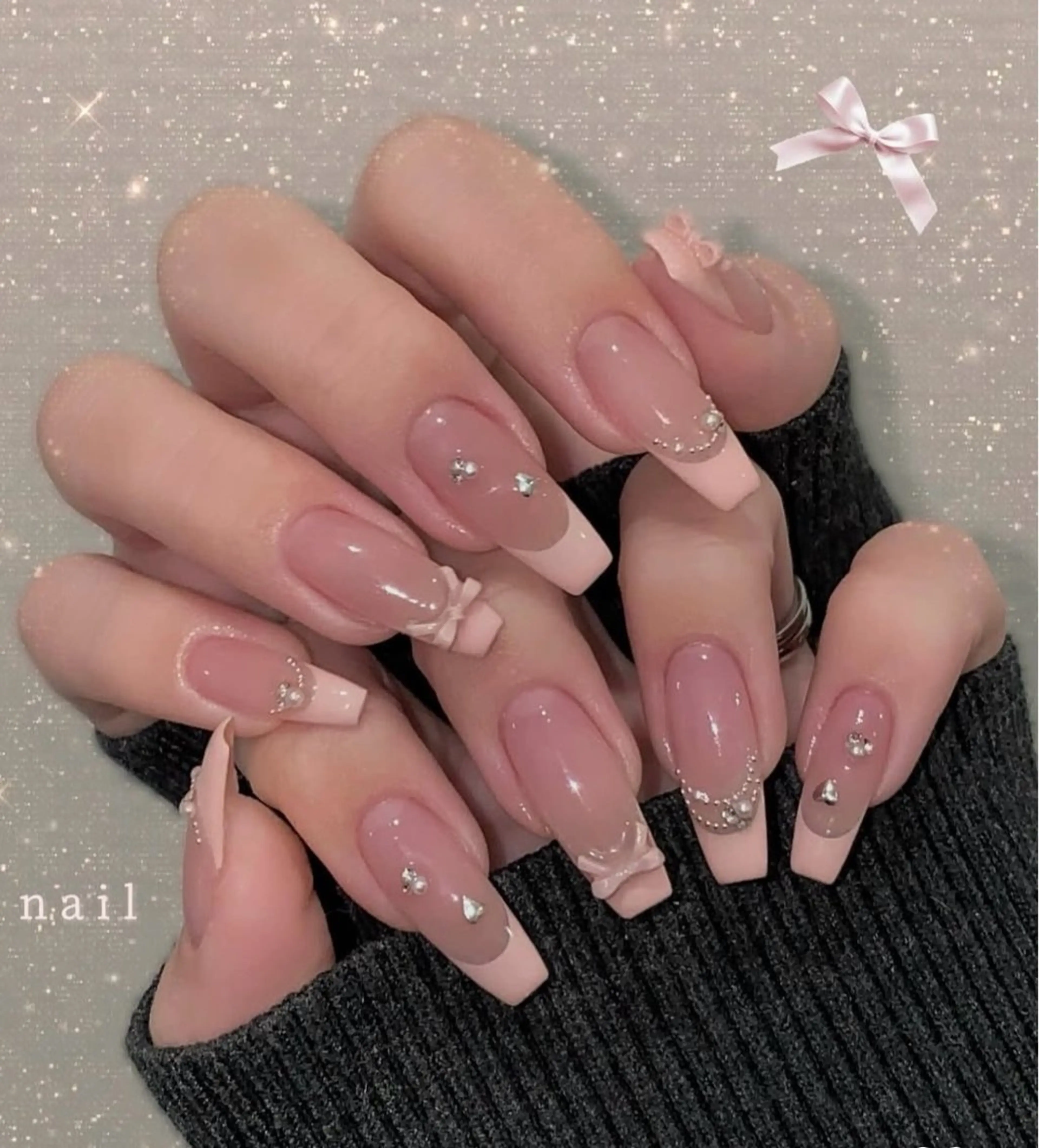 ネイル グラデーション キラキラネイル ワンカラーネイル 冬ネイル Jenn Nail Salonのネイルデザイン