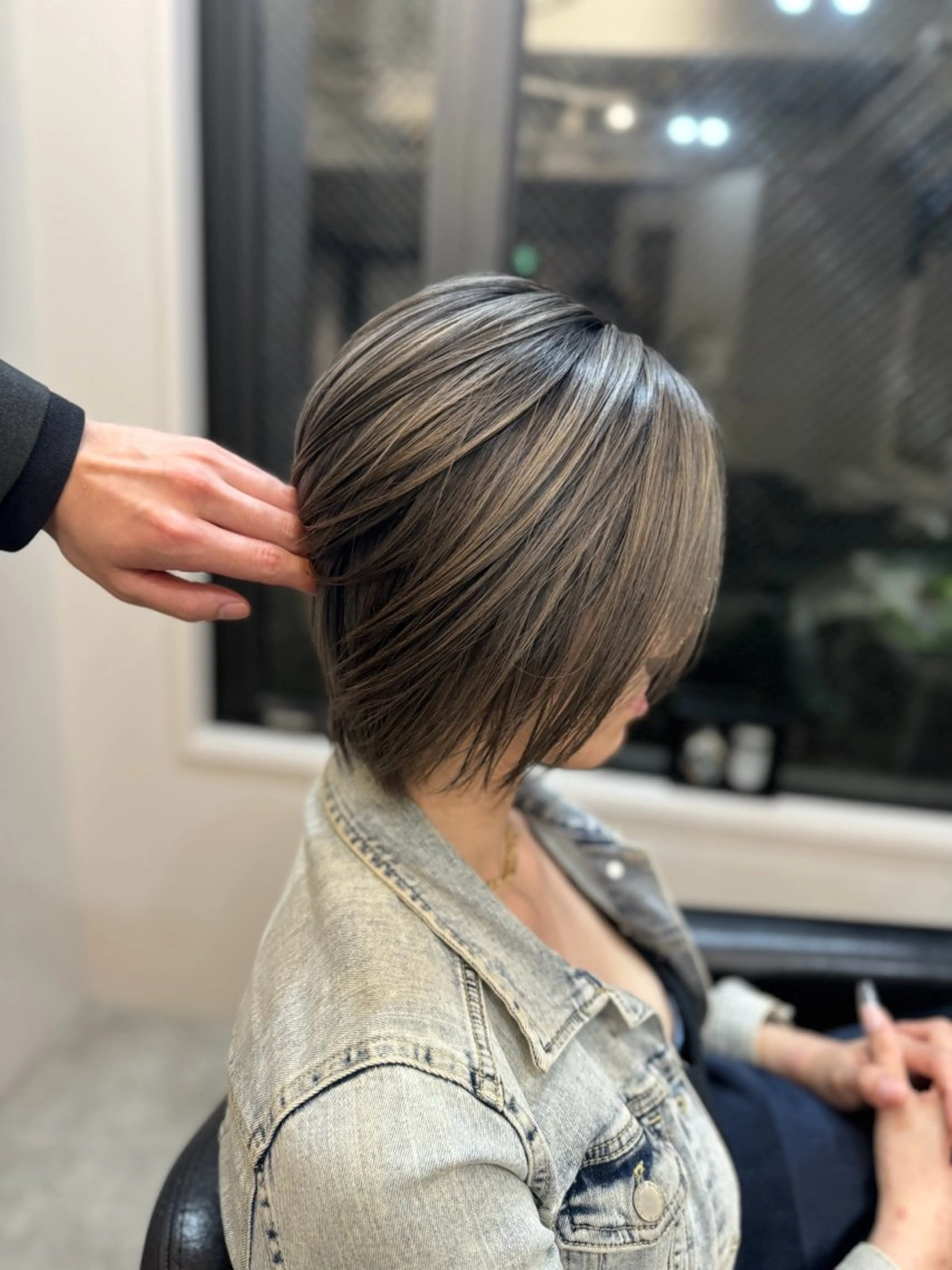 カラー バレイヤージュ レイヤー/ハイトーン ヒガシサヨのヘアスタイル