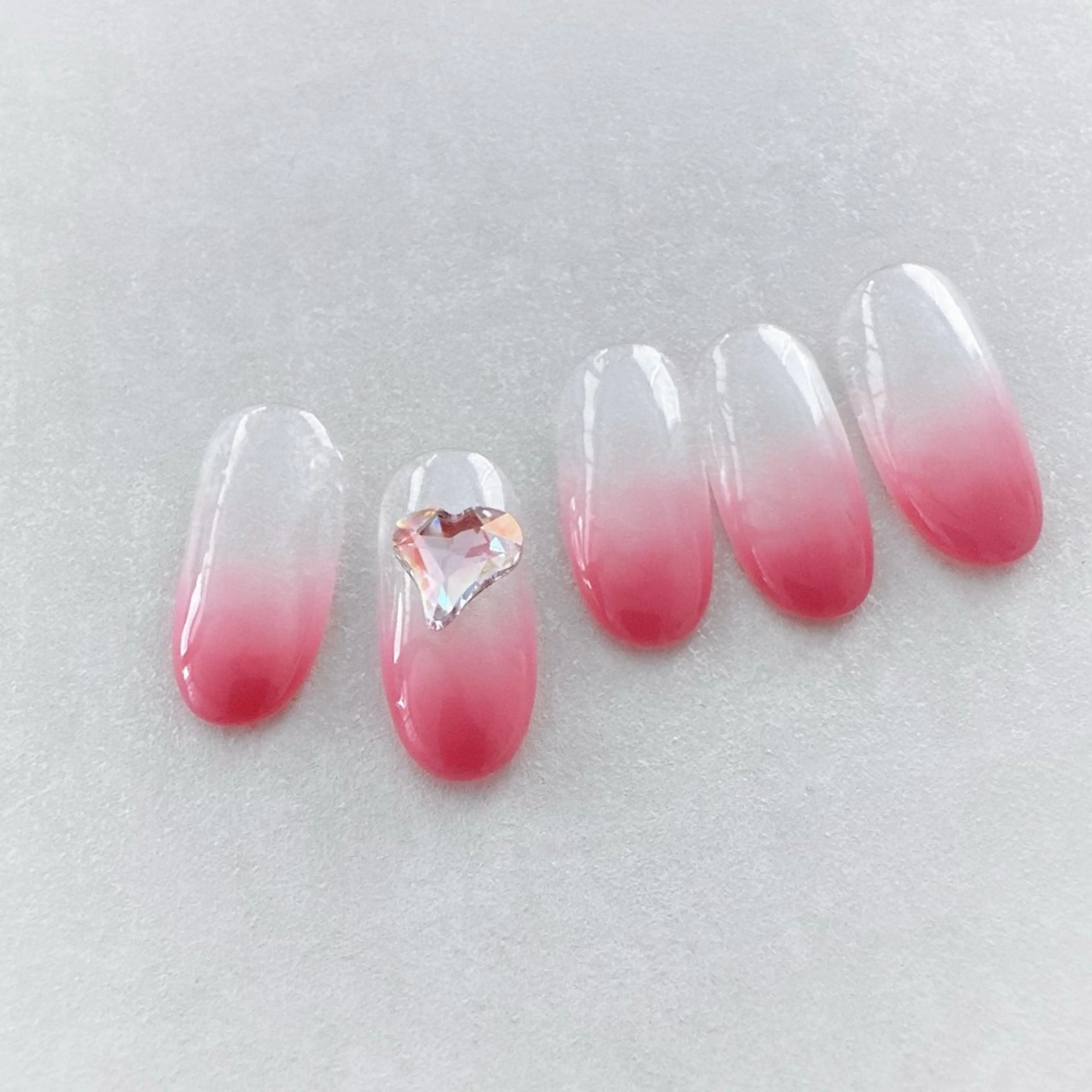 ネイル グラデーション キラリネイル 本厚木のネイルデザイン