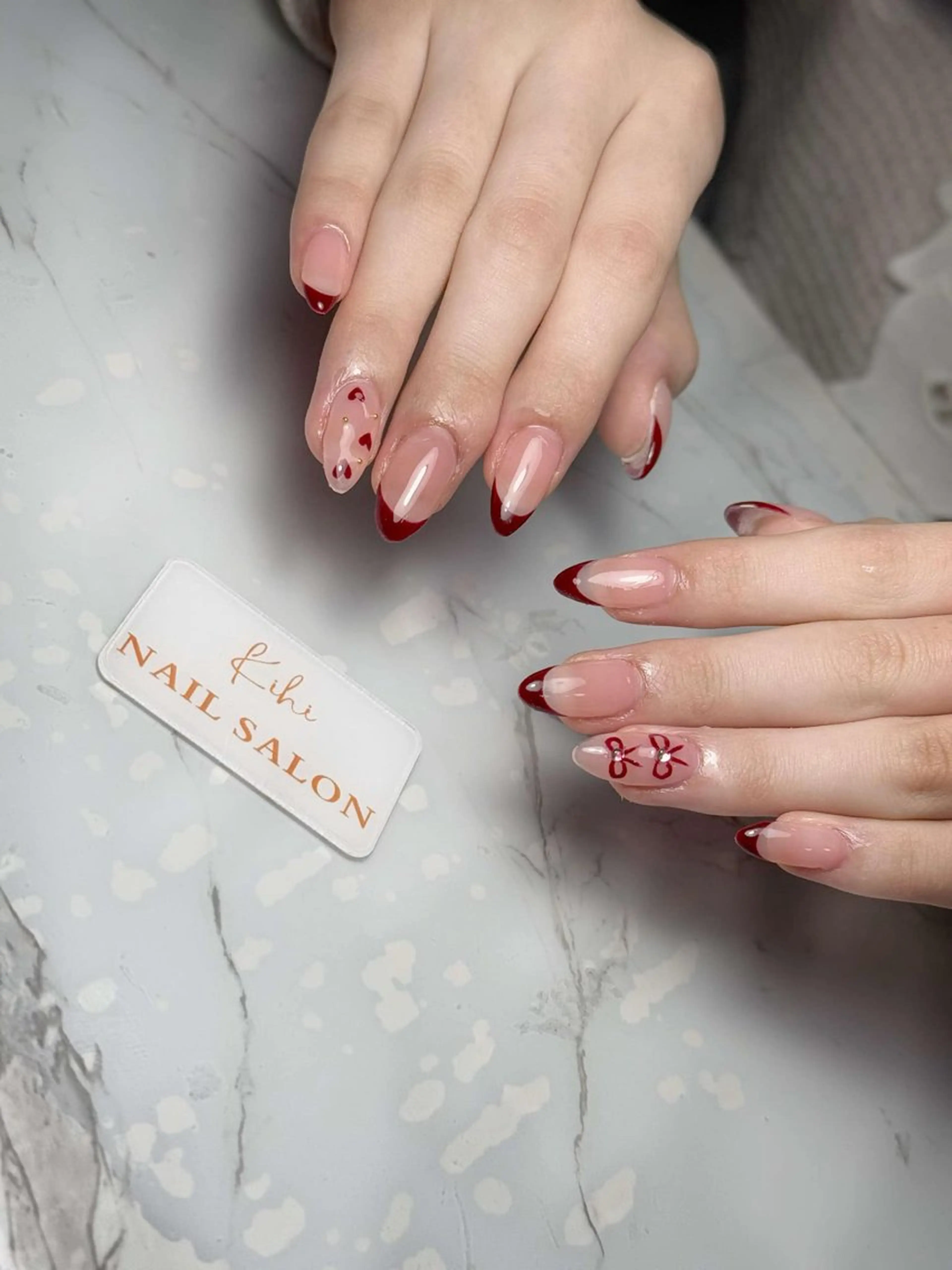 ネイル アートネイル フレンチネイル ジェルネイル グラデーション 韓国ネイル ハンドネイル 💕鈴木ユリ パラジェル/オフ無料のネイルデザイン