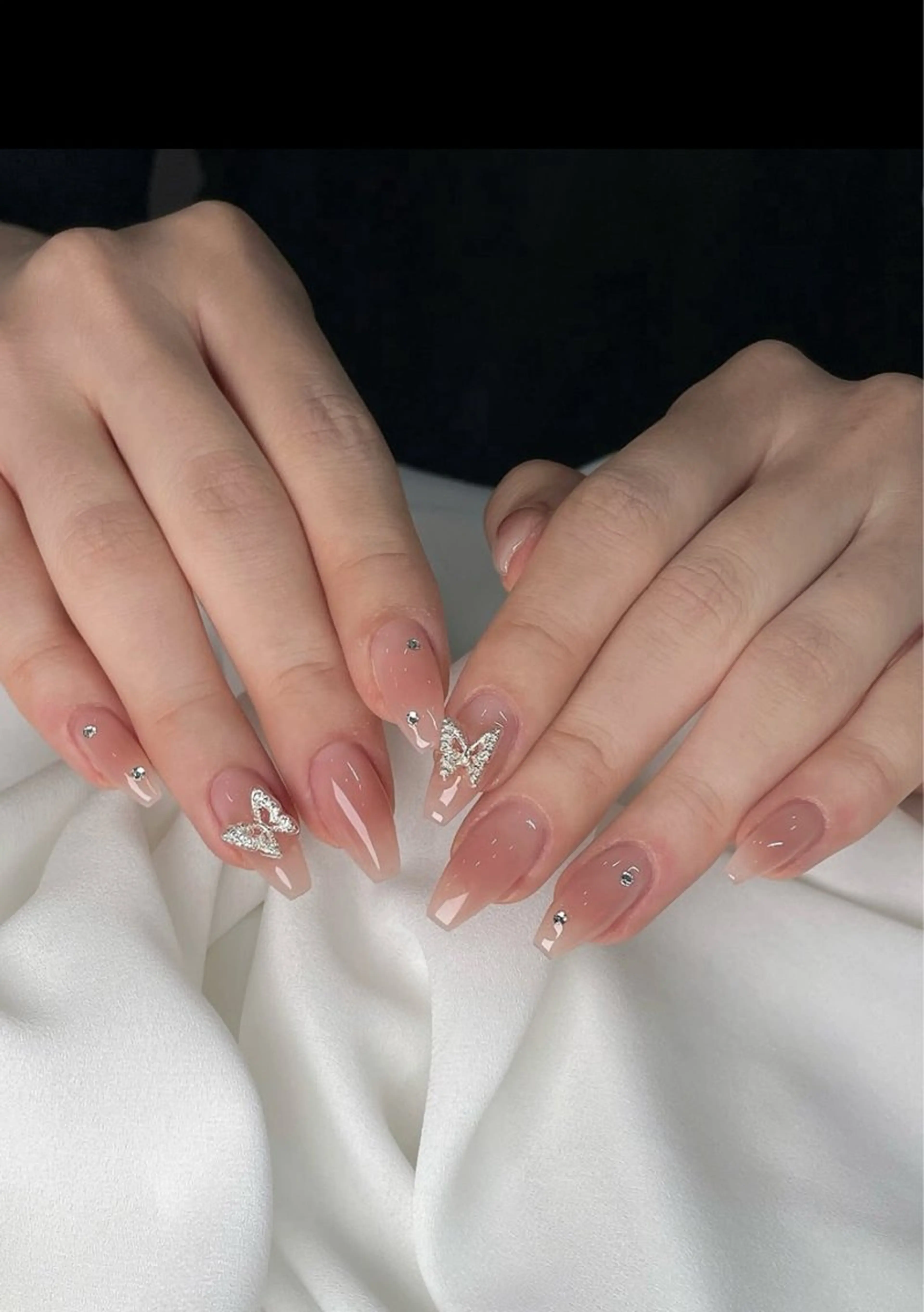 ネイル アートネイル ジェルネイル グラデーション マグネットネイル ニュアンスネイル ハンドネイル Ryu Nail Studio所属・Ryu Nail 新大久保のネイルデザイン