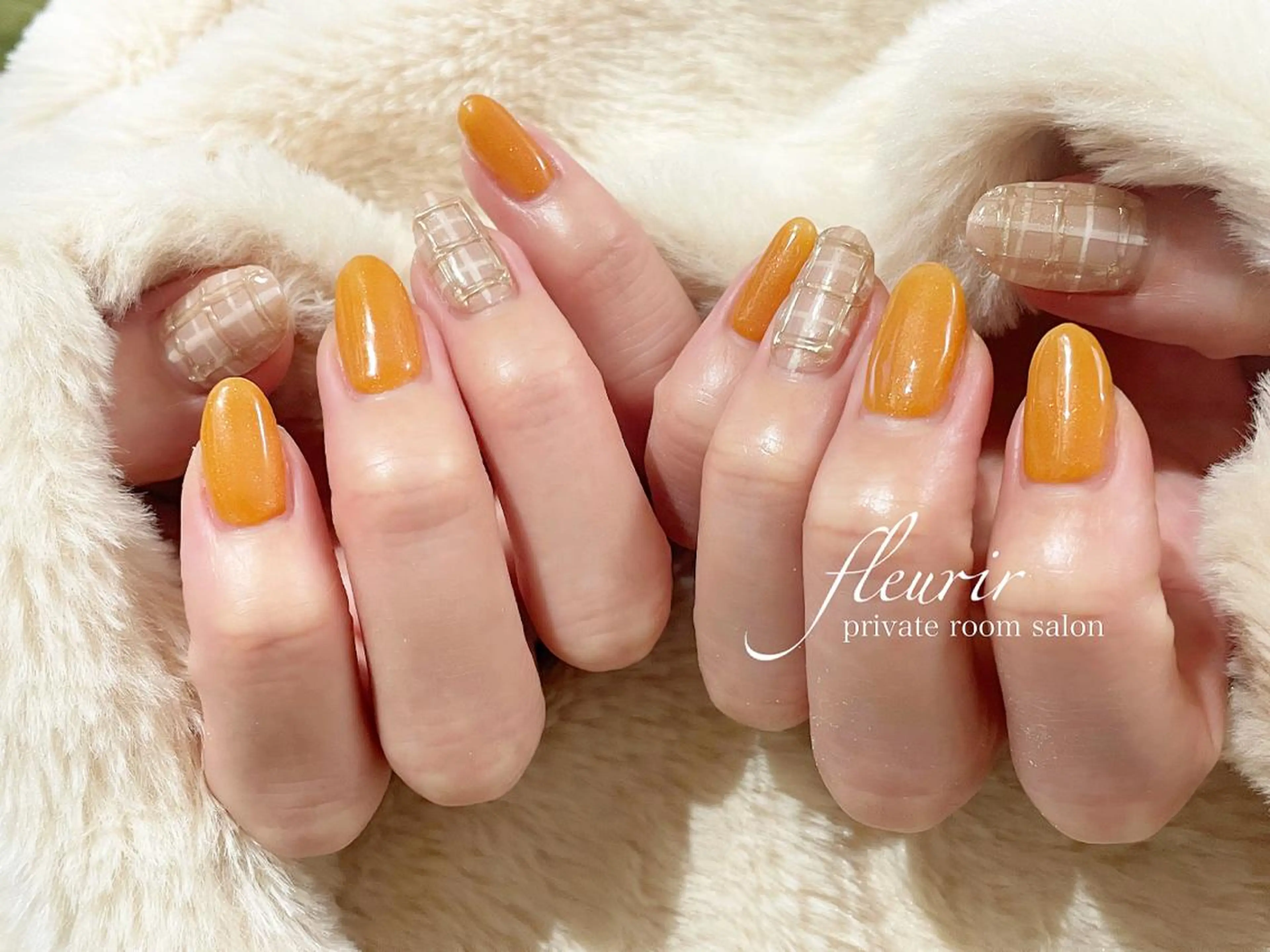 ネイル アートネイル ゴールド ミラーネイル フルリール 【プライベートサロンのネイルデザイン