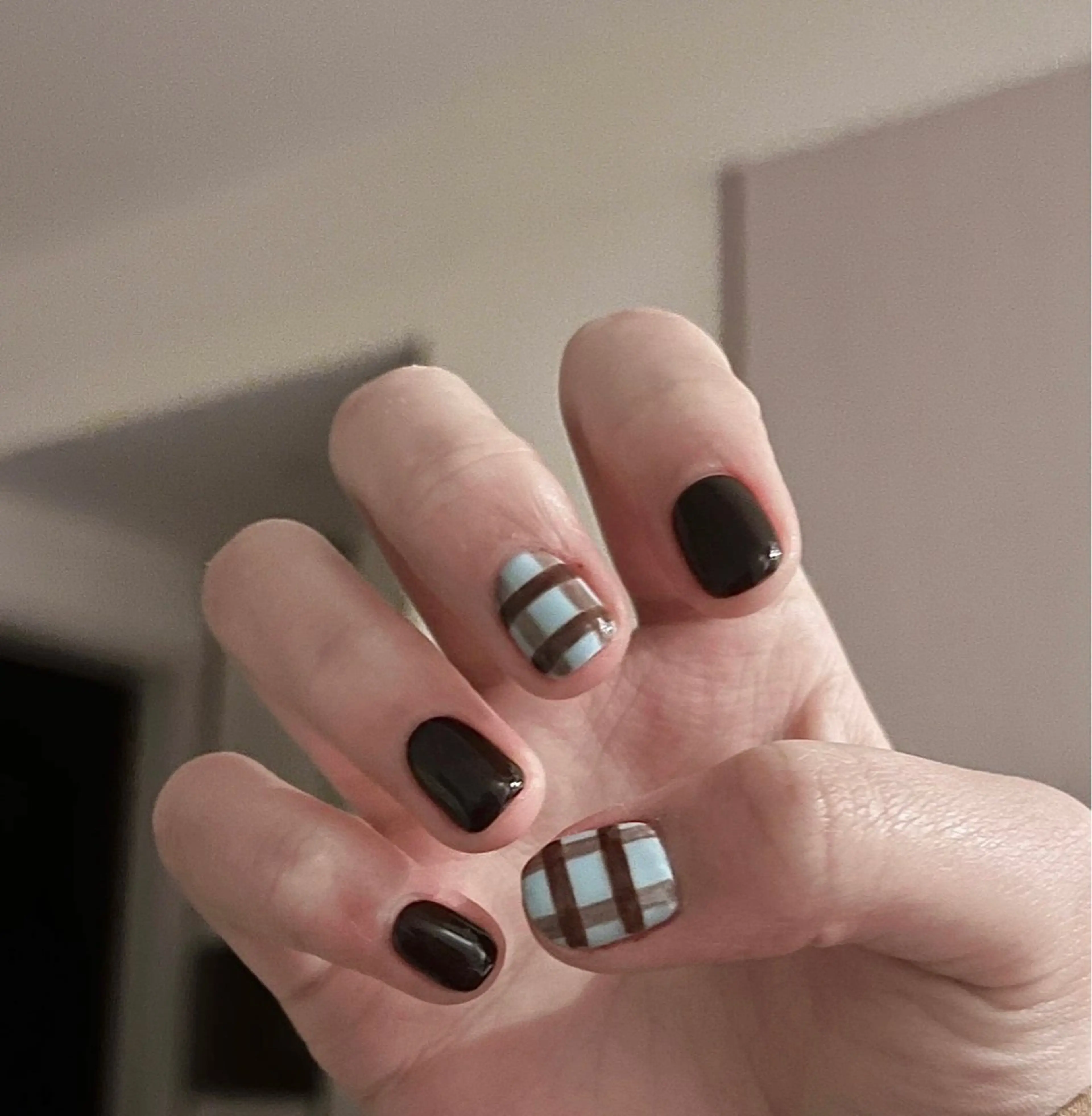 ネイル ハンドネイル 💅E•U•B NAIL🌹所属・横浜市中区曙町 ネイルE·U·Bのネイルデザイン