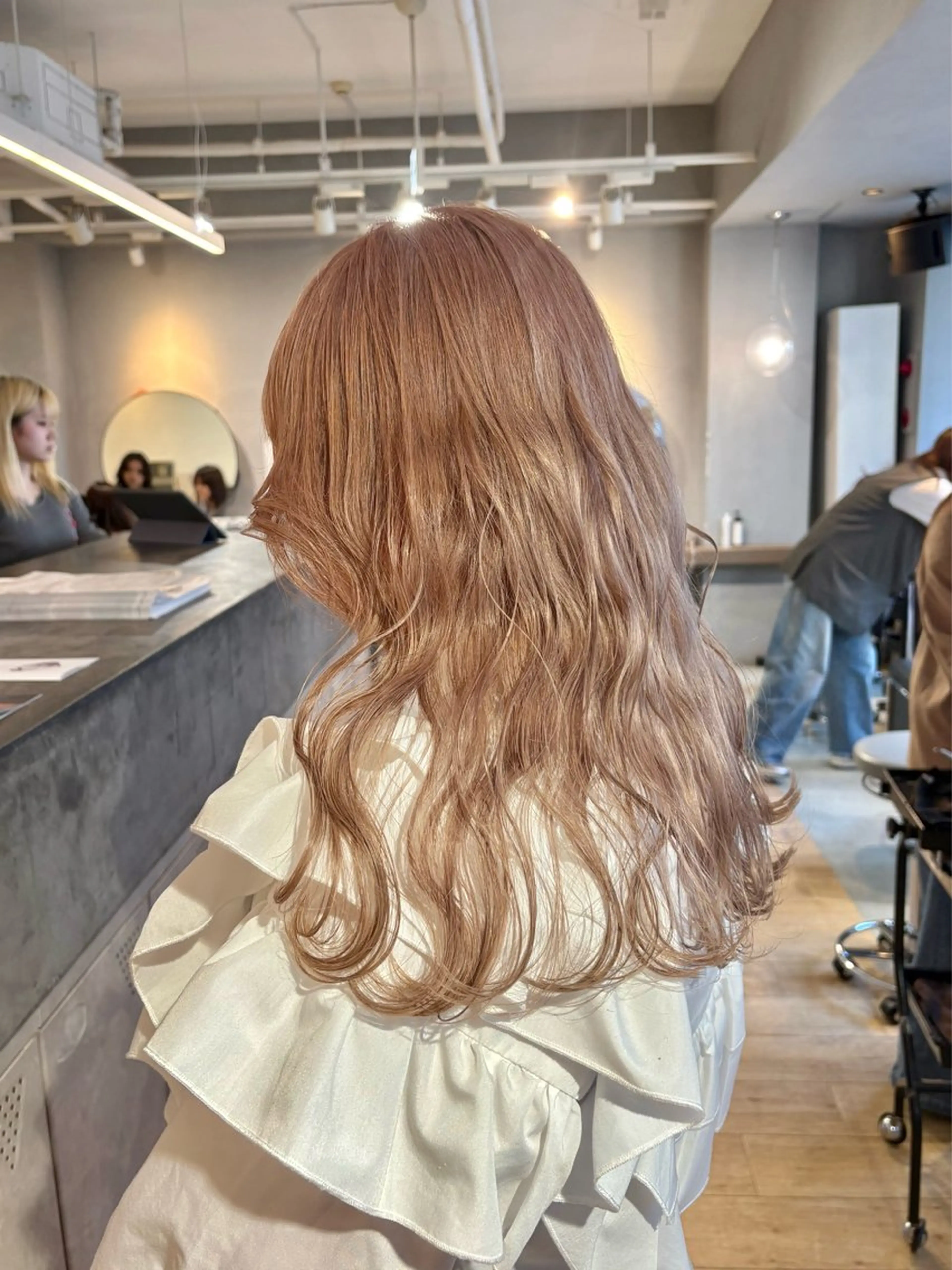 カラー カット ヘアカラー トリートメント 🎀西川芽依/ 暖色カラー🎀のヘアスタイル