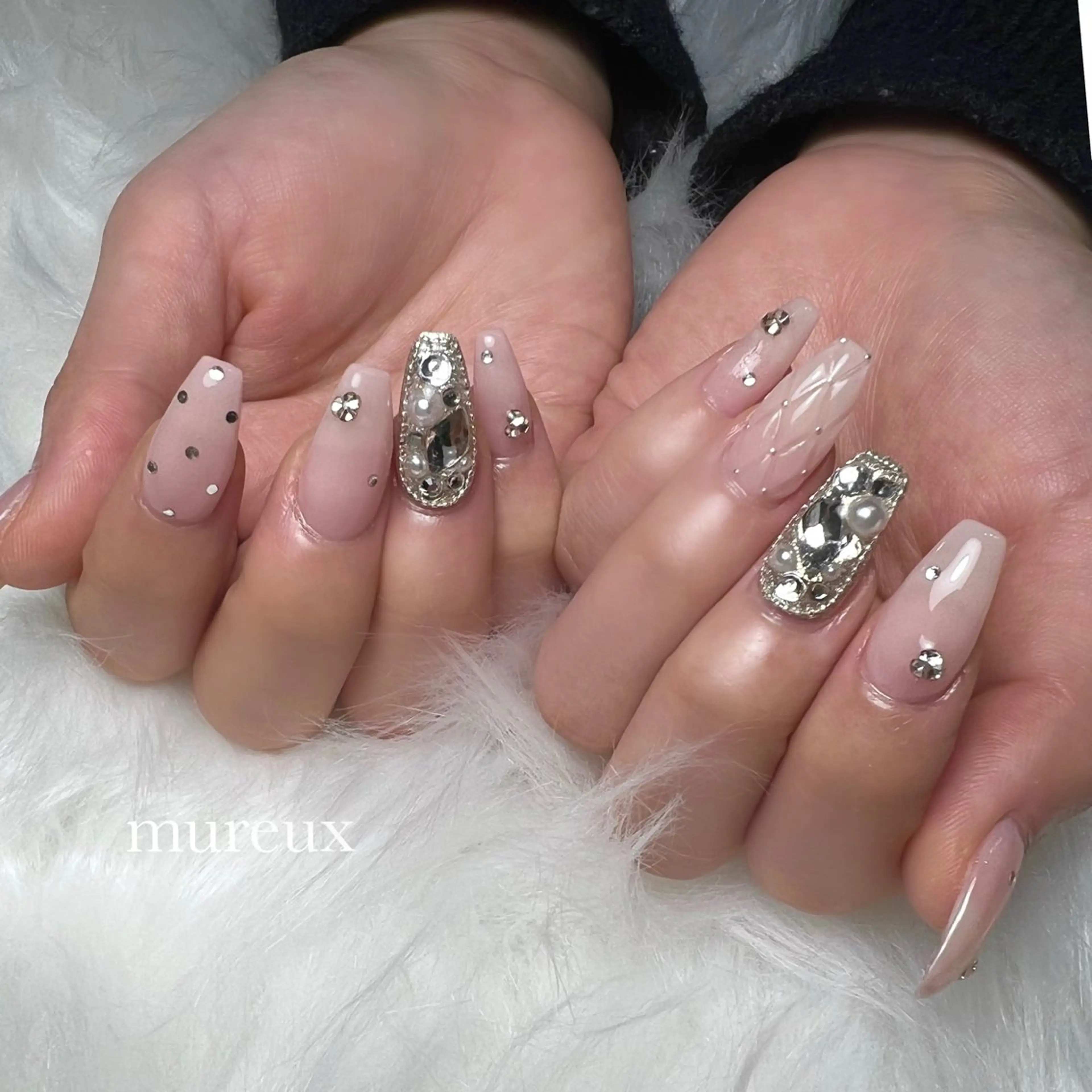 ネイル ハンドネイル mureux ∵ayakaのネイルデザイン