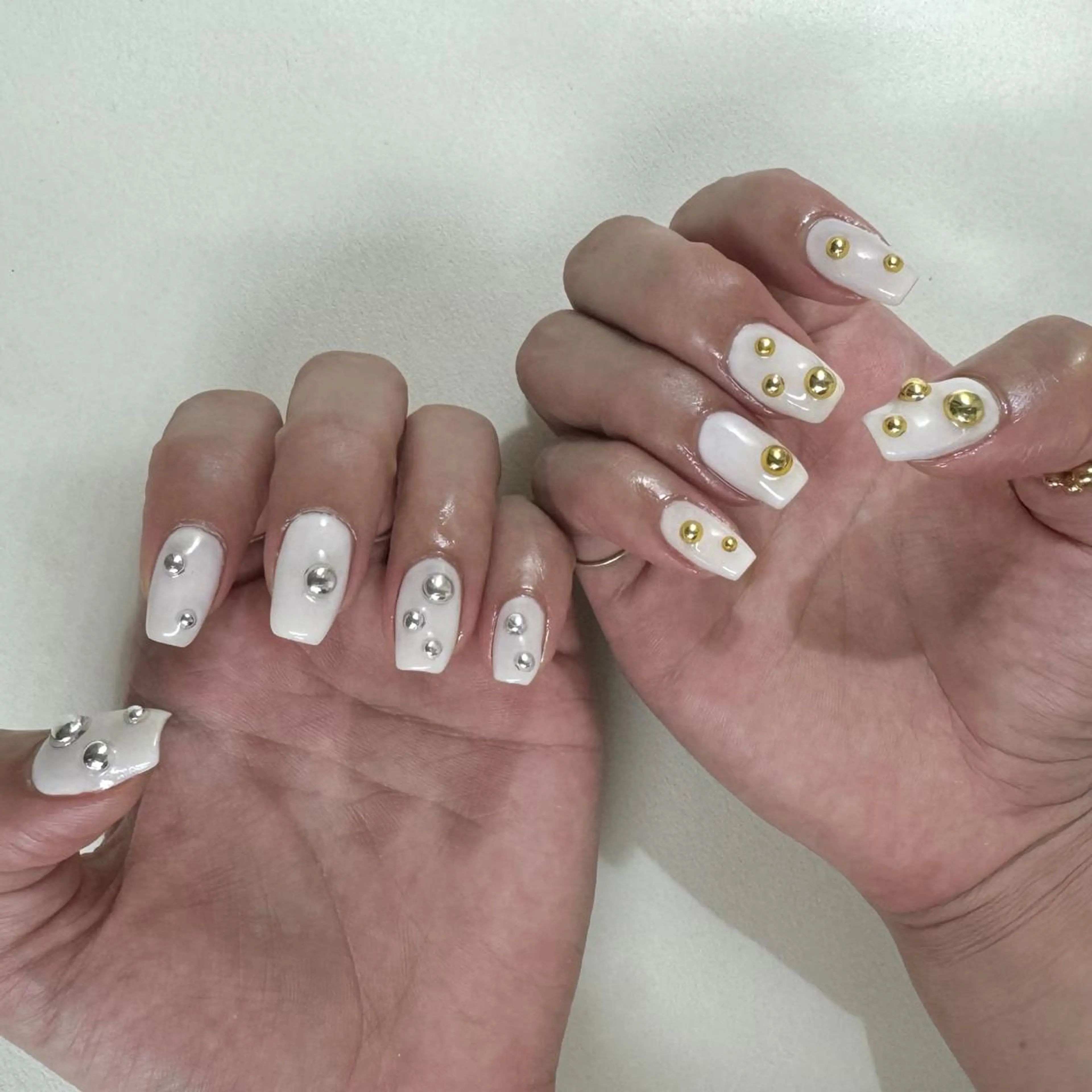 ネイル ジェルネイル 韓国ネイル ニュアンスネイル ワンホンネイル nailstudio eviz新宿店のネイルデザイン