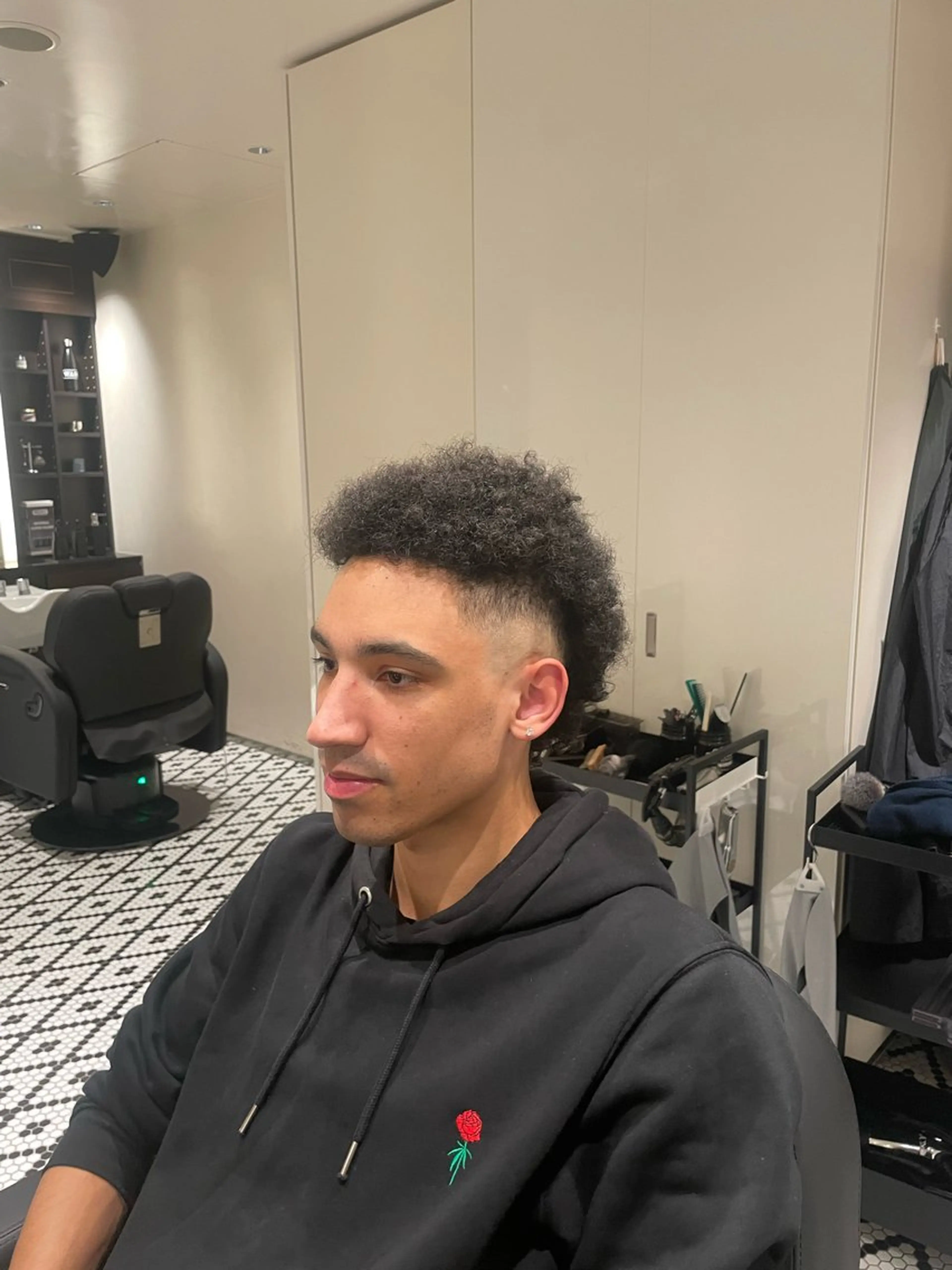 ミディアム メンズ フェードカット 坂本虎太郎💈メンズ モデル募集中💈のヘアスタイル