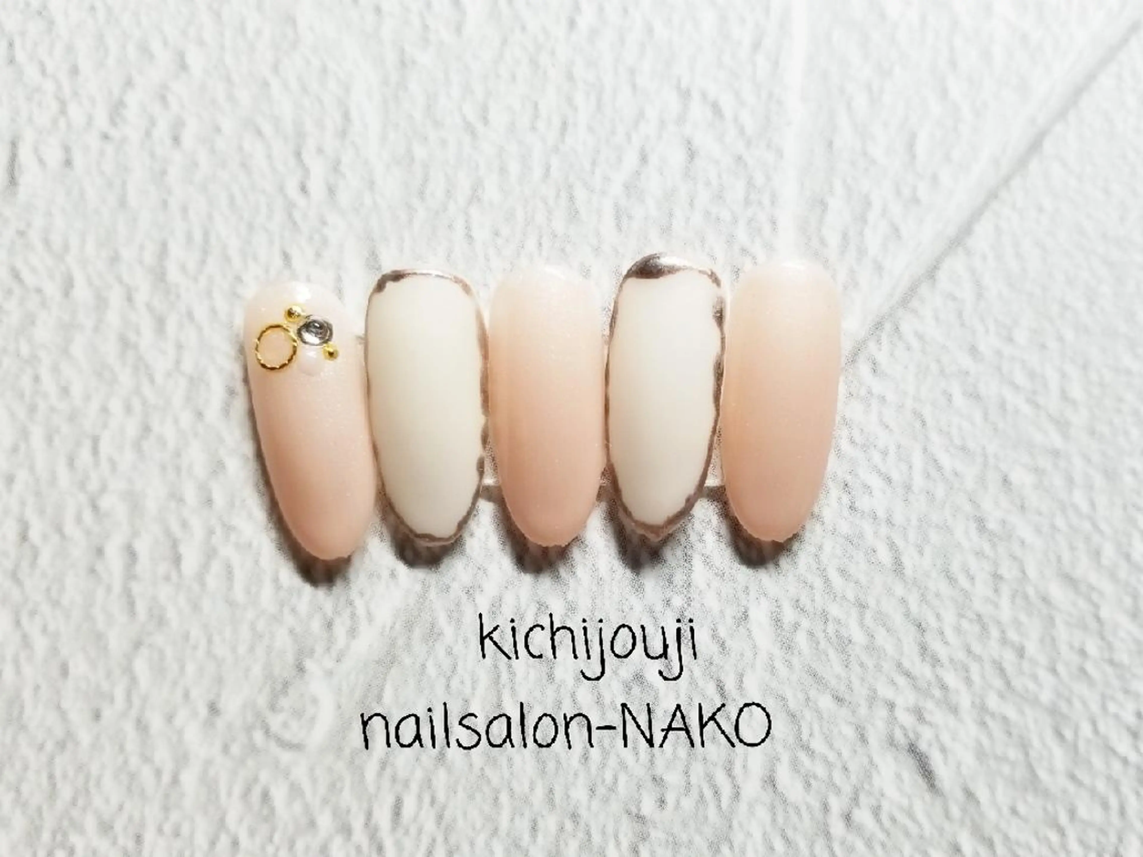 ネイル Salon-NAKO 🐷shirai🐷のネイルデザイン