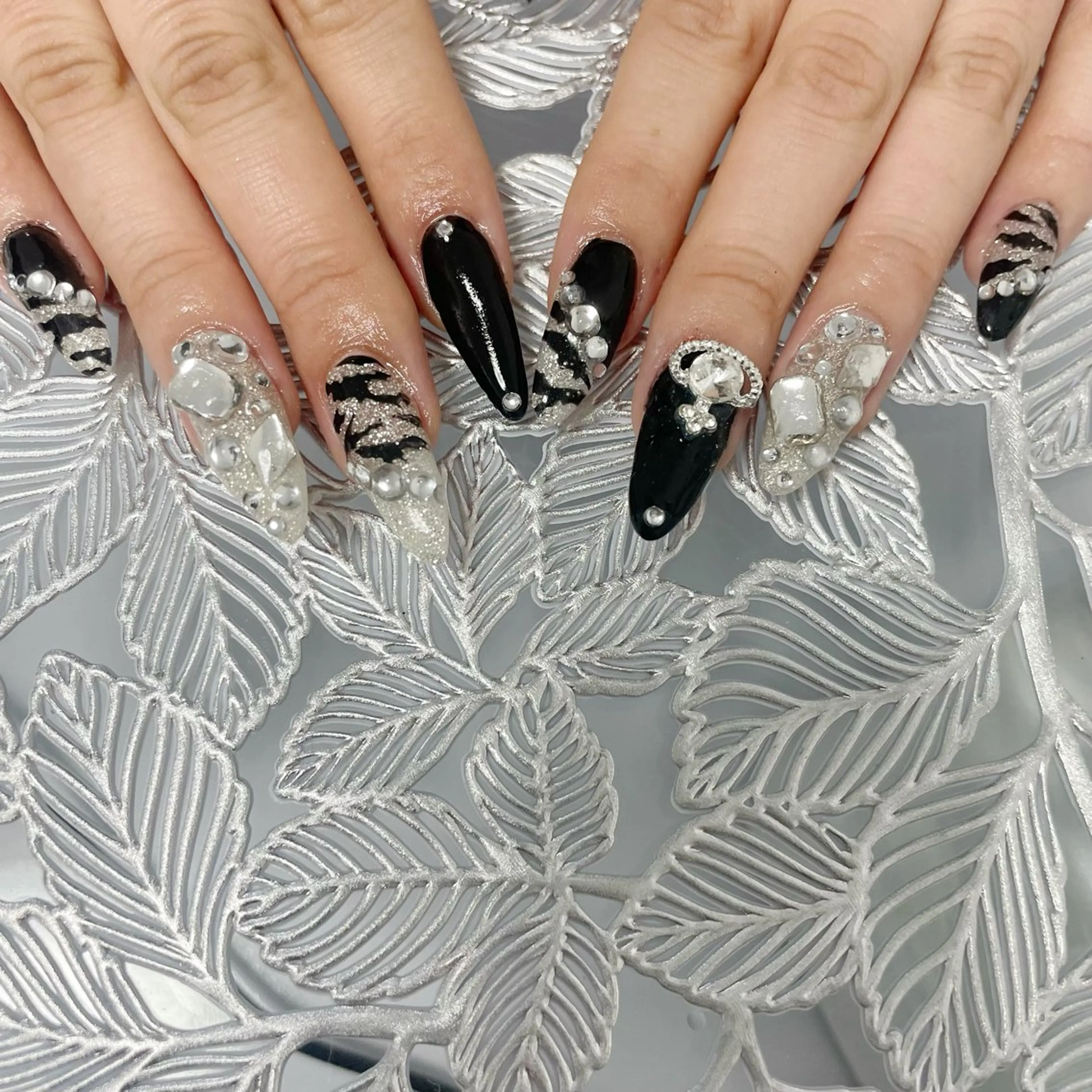 オフあり 持ち込みアートし放題の写真