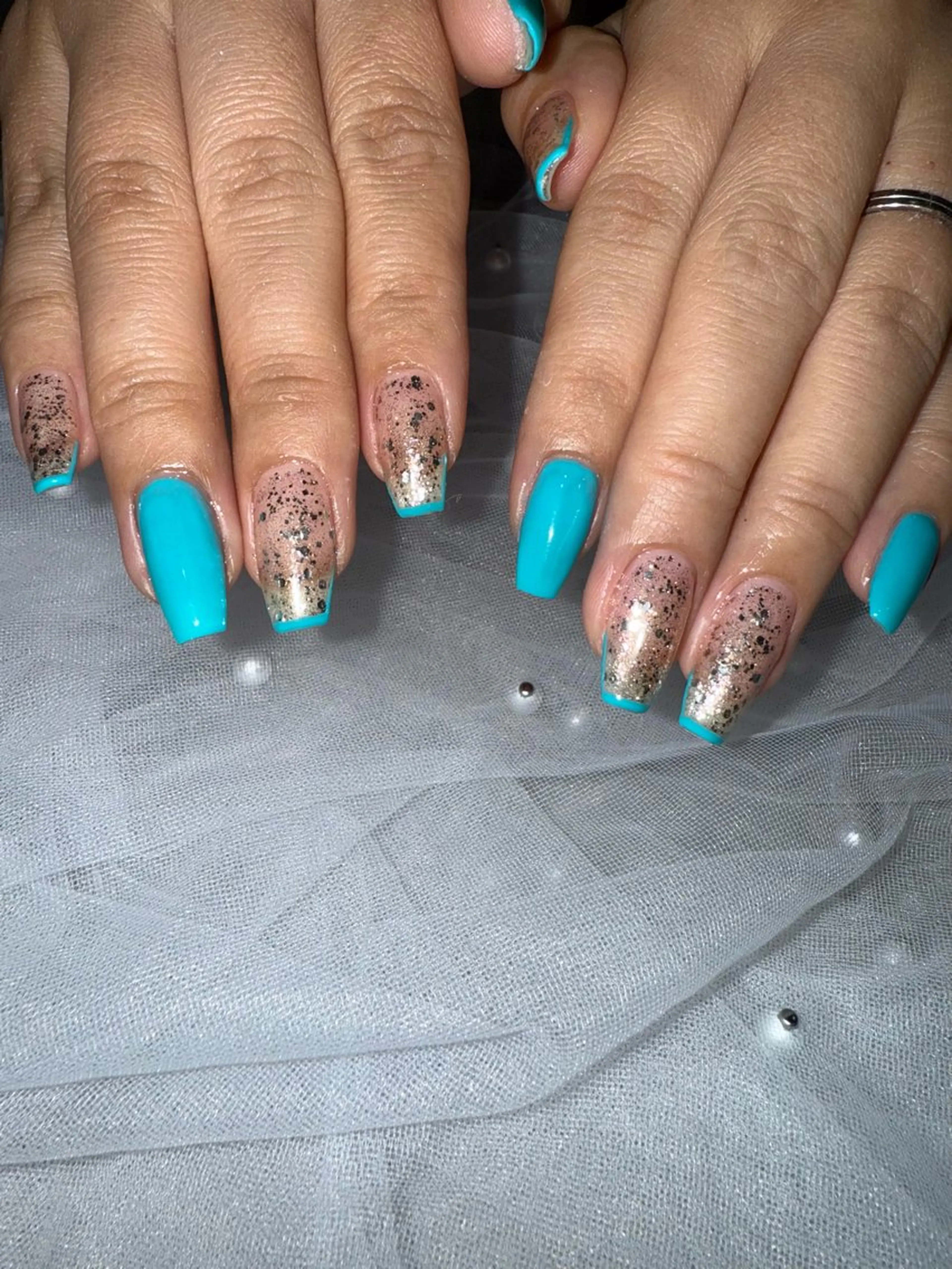 ネイル 持ち込み ハンドネイル Raviliss ♡のネイルデザイン