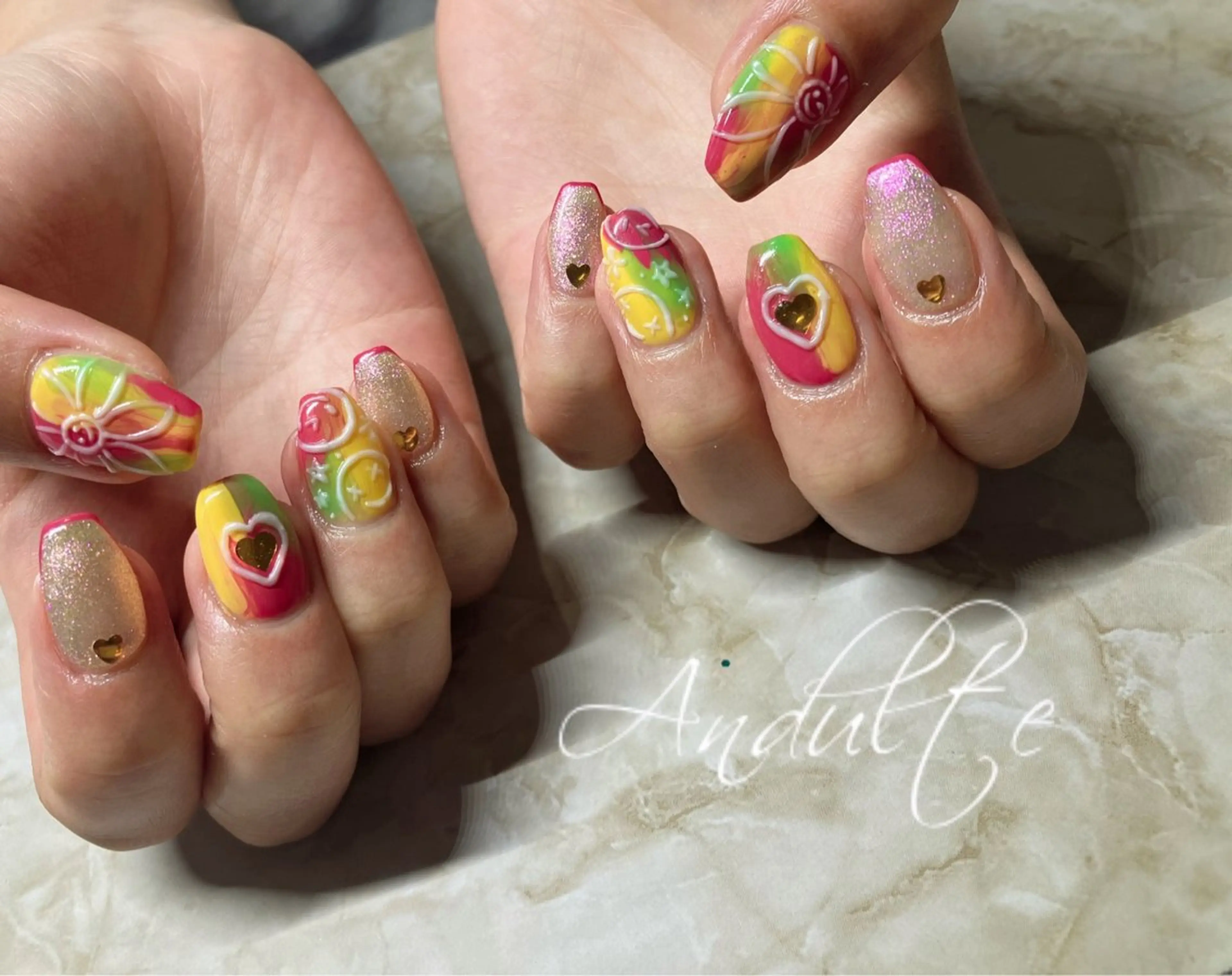 ネイル ハンドネイル andulte MAIのネイルデザイン