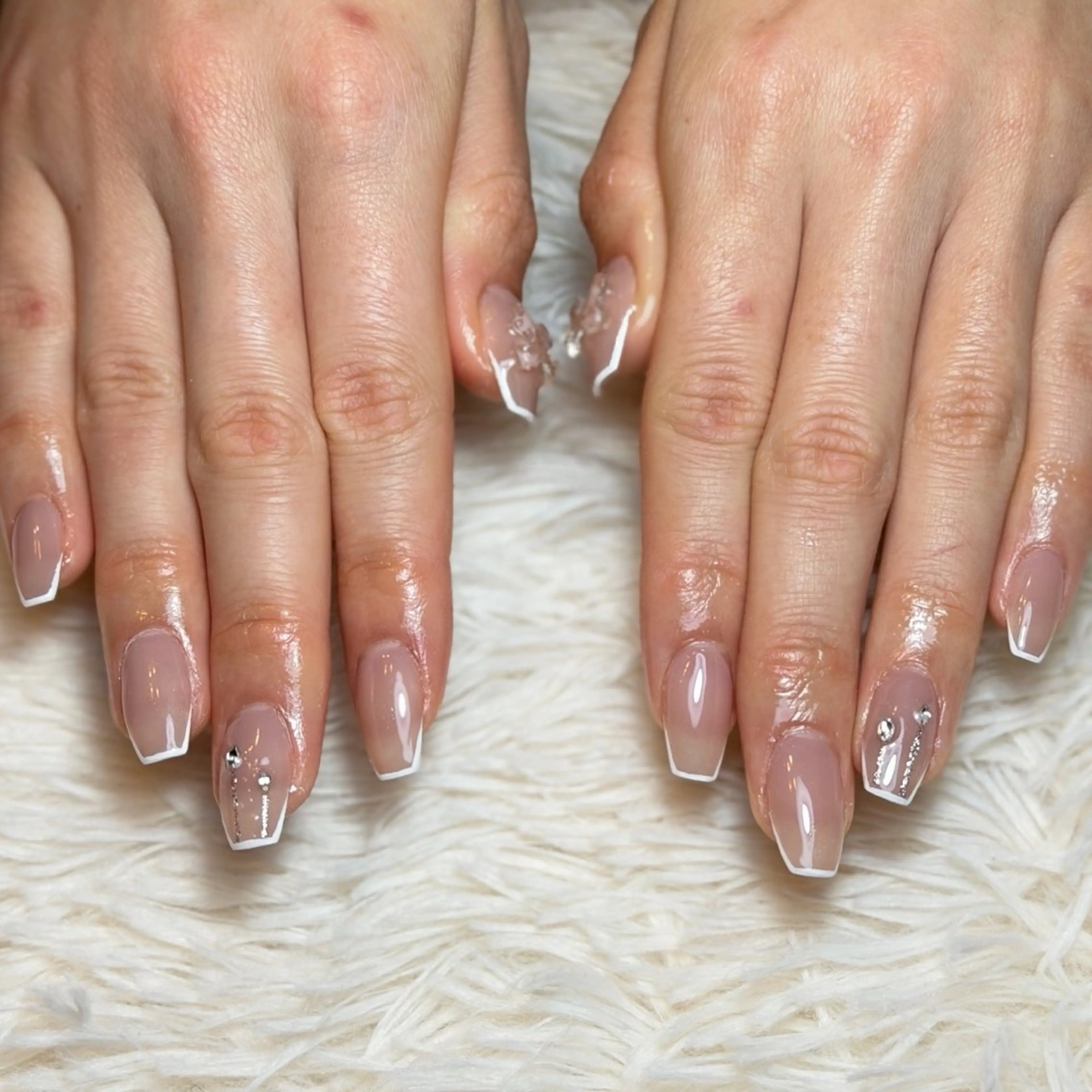 ネイル ハンドネイル フットネイル nailsalon Any'bのネイルデザイン