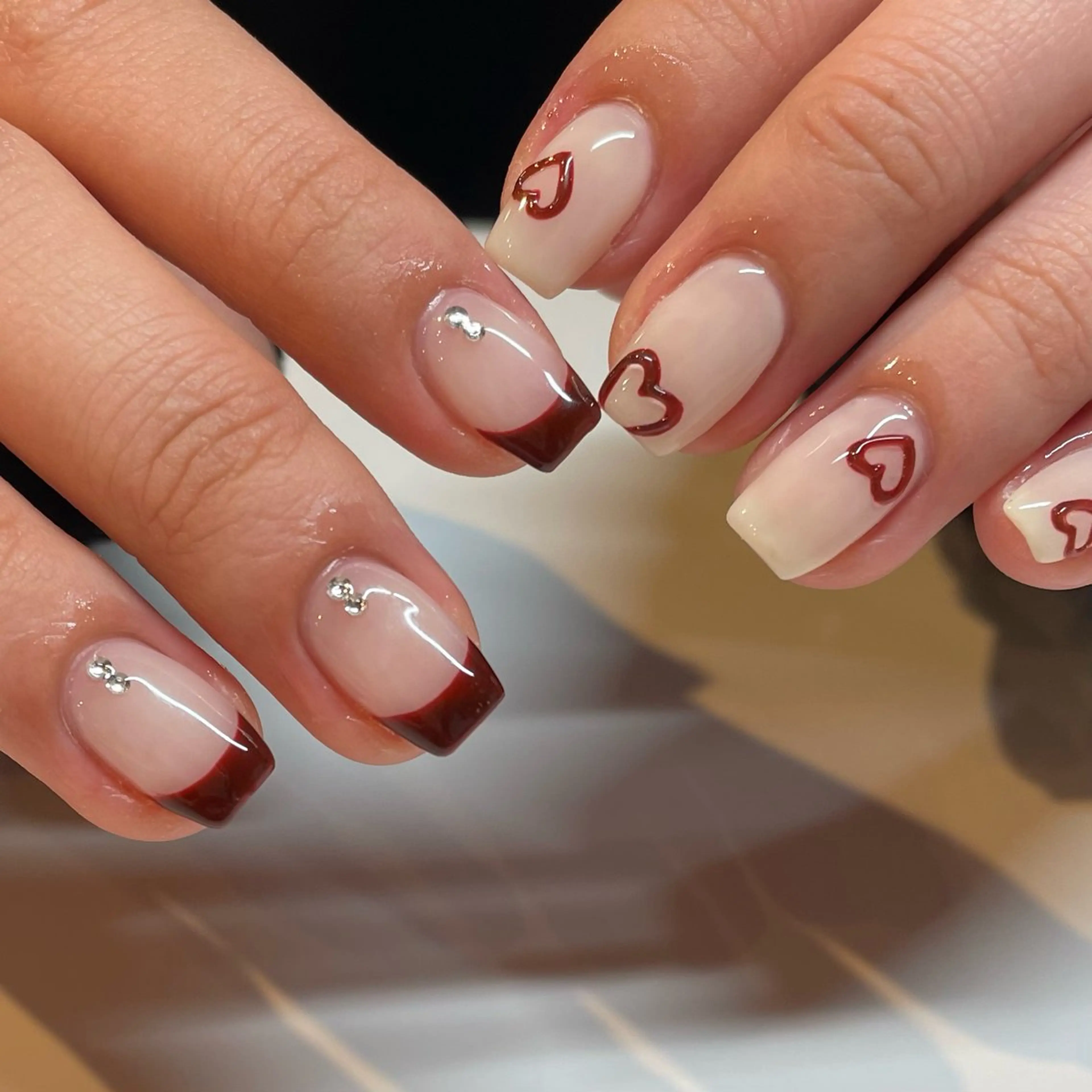 ネイル フレンチネイル ハート Manon Yuiのマツエク・マツパデザイン