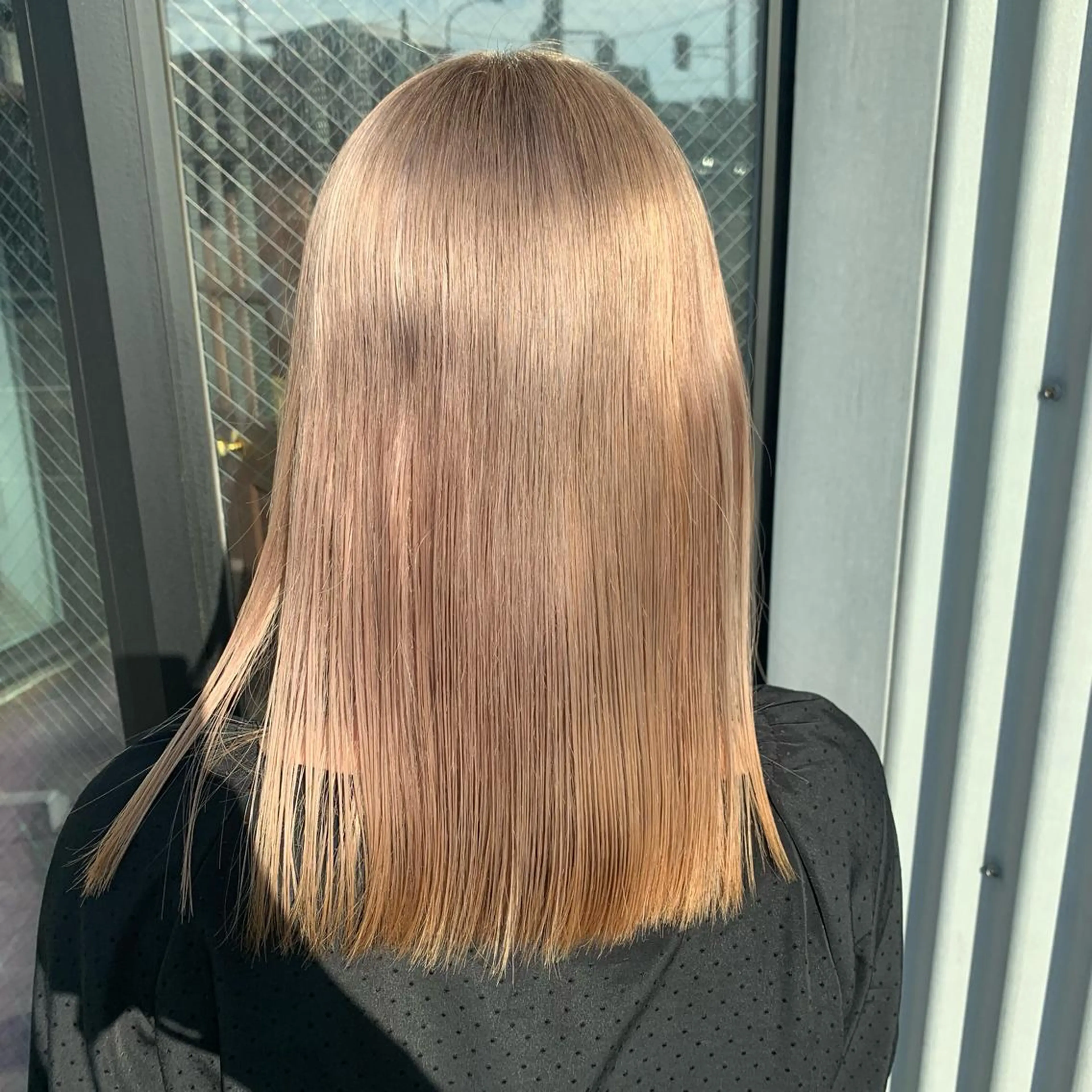 カラー newi TATSUのヘアスタイル