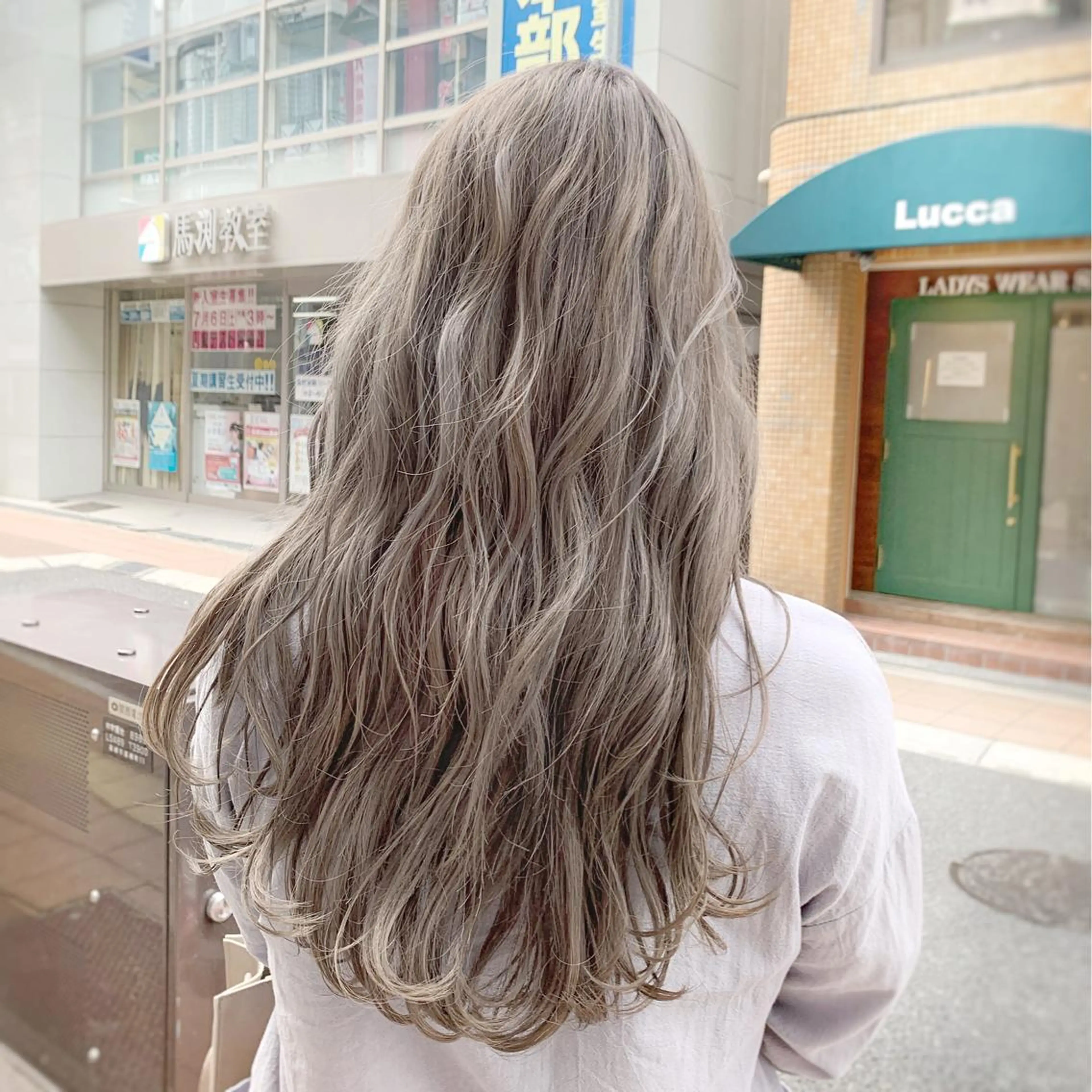 ロング カラー 杉村 未来のヘアスタイル