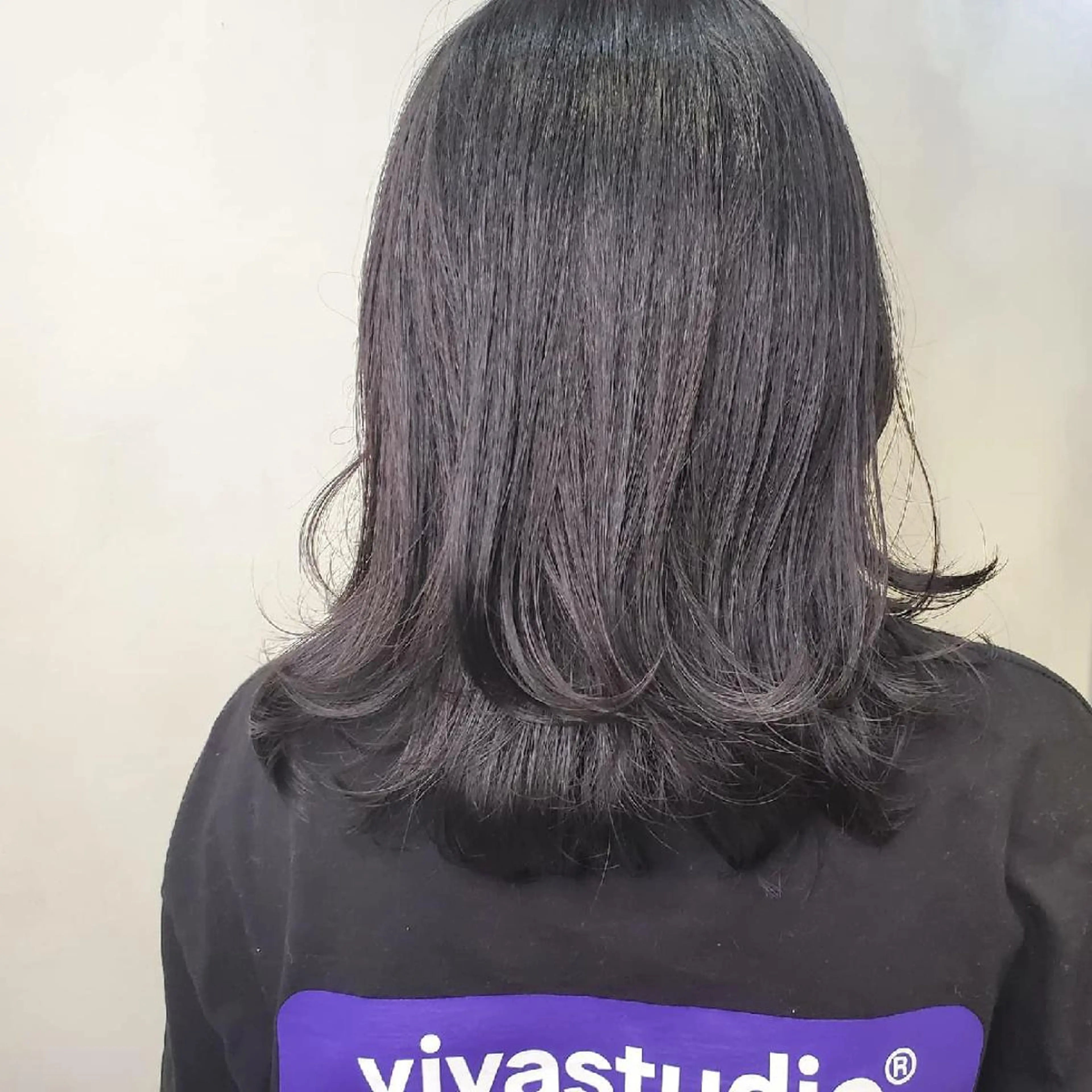 ミディアム カラー 黒髪 ブルーカラー ブルーブラック 透明感カラー オレンジ 韓国レイヤー　 suzuのヘアスタイル