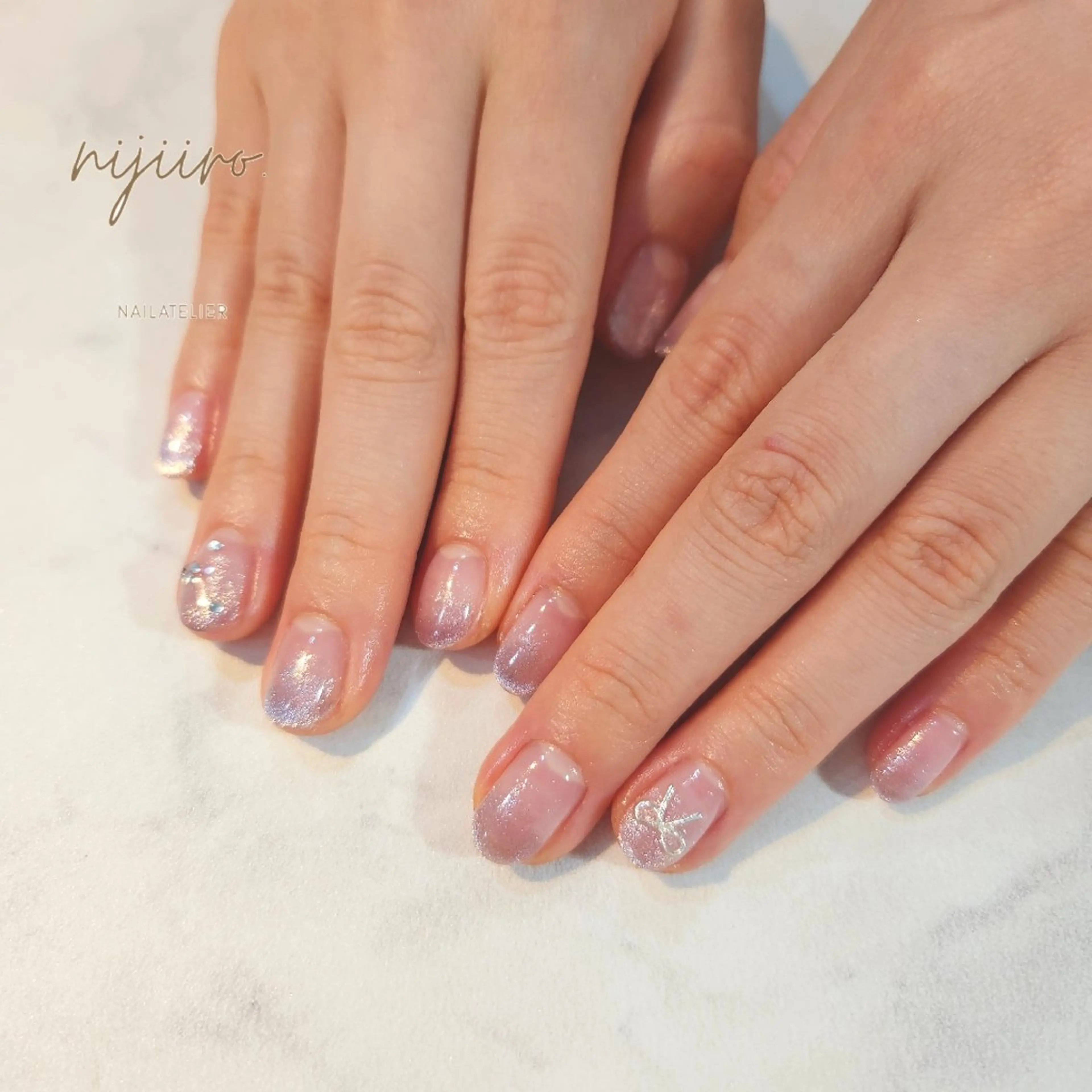 ネイル ハンドネイル nailatelier nijiiro.所属・nijiiro🌈 サトウのネイルデザイン